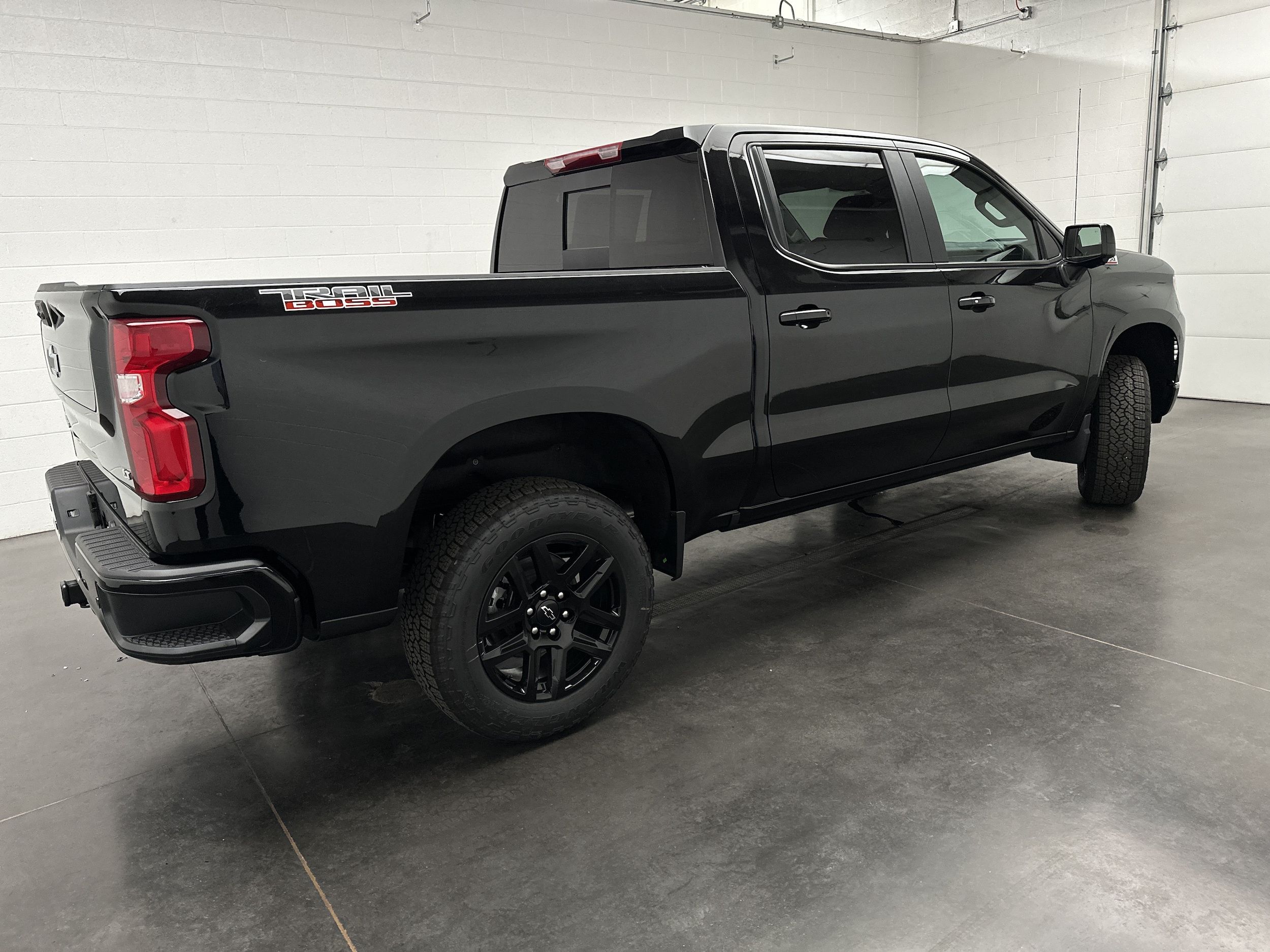 2026 Chevrolet Silverado 1500 LT Trail Boss - Photo 11