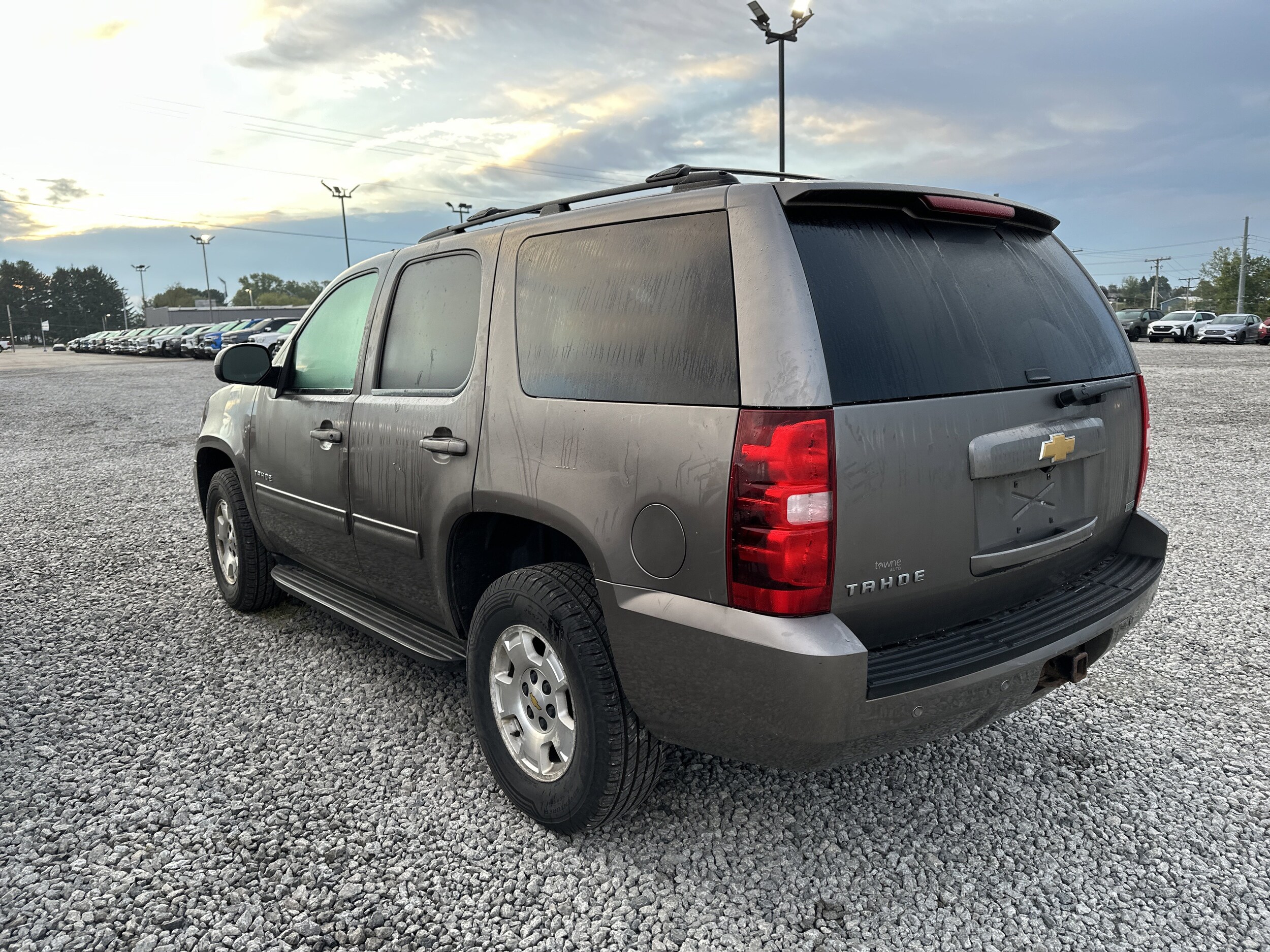 2012 Chevrolet Tahoe LS photo 2