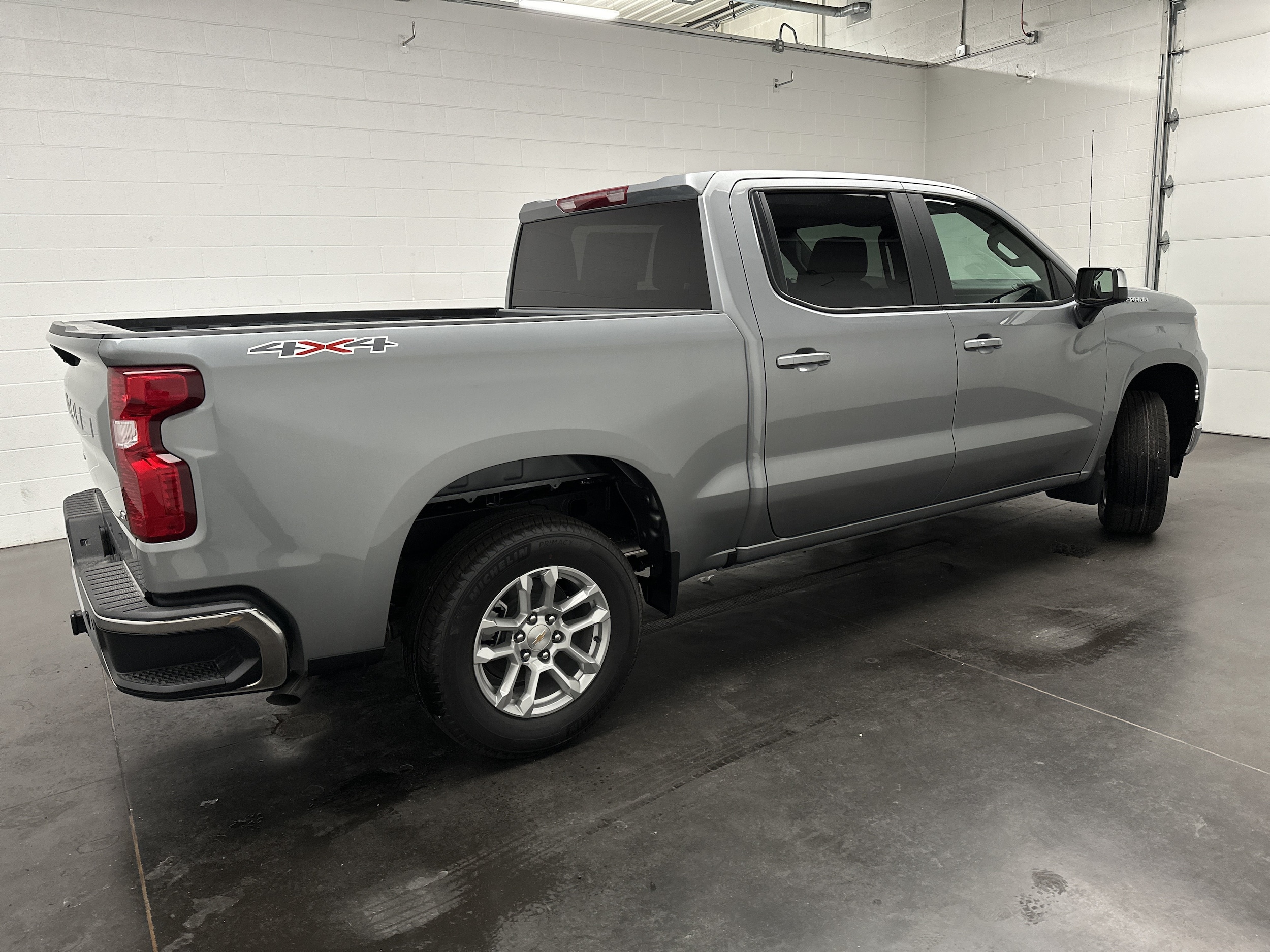 2026 Chevrolet Silverado 1500 LT - Photo 9