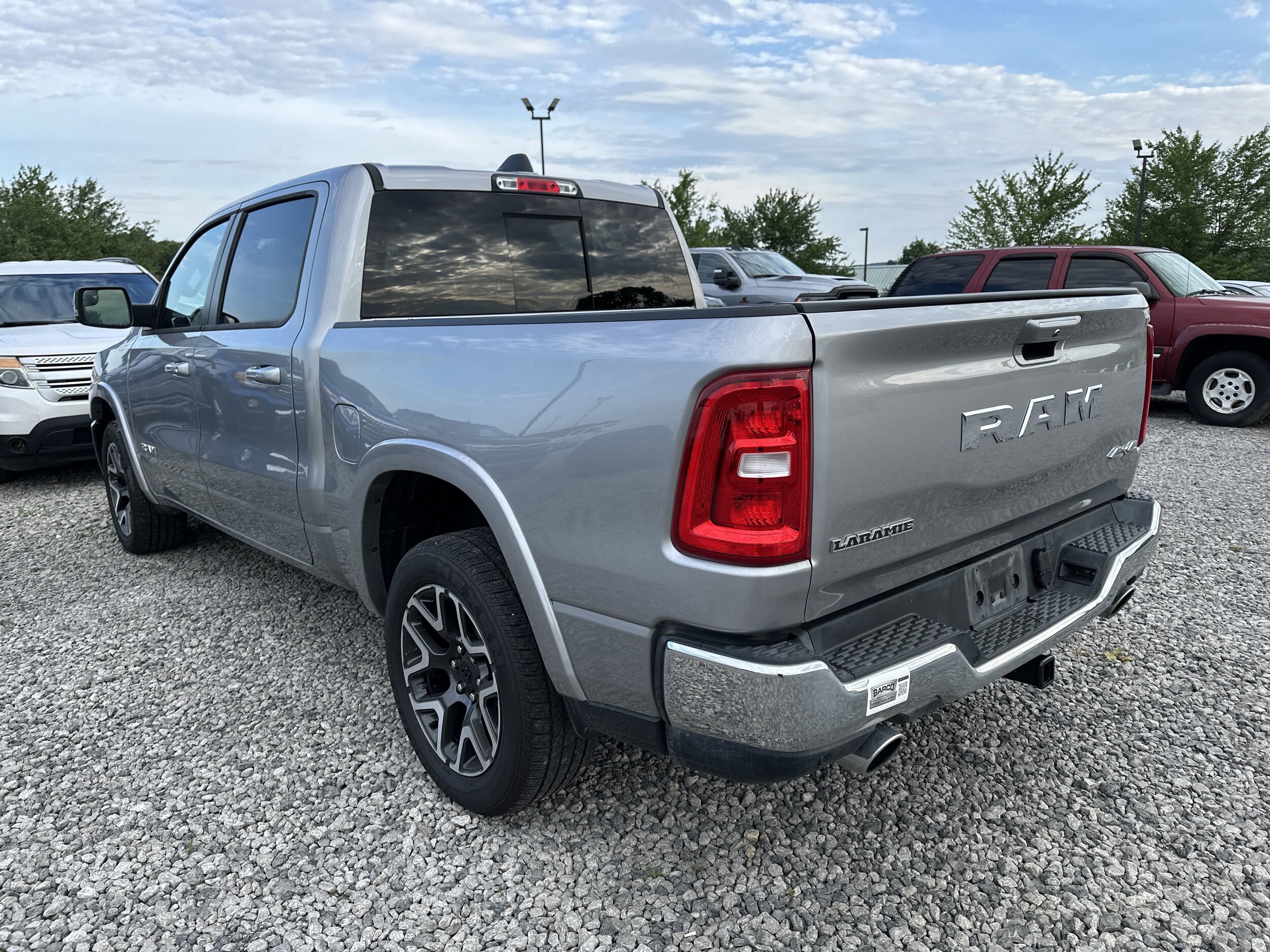 2025 Ram 1500 Laramie photo 3