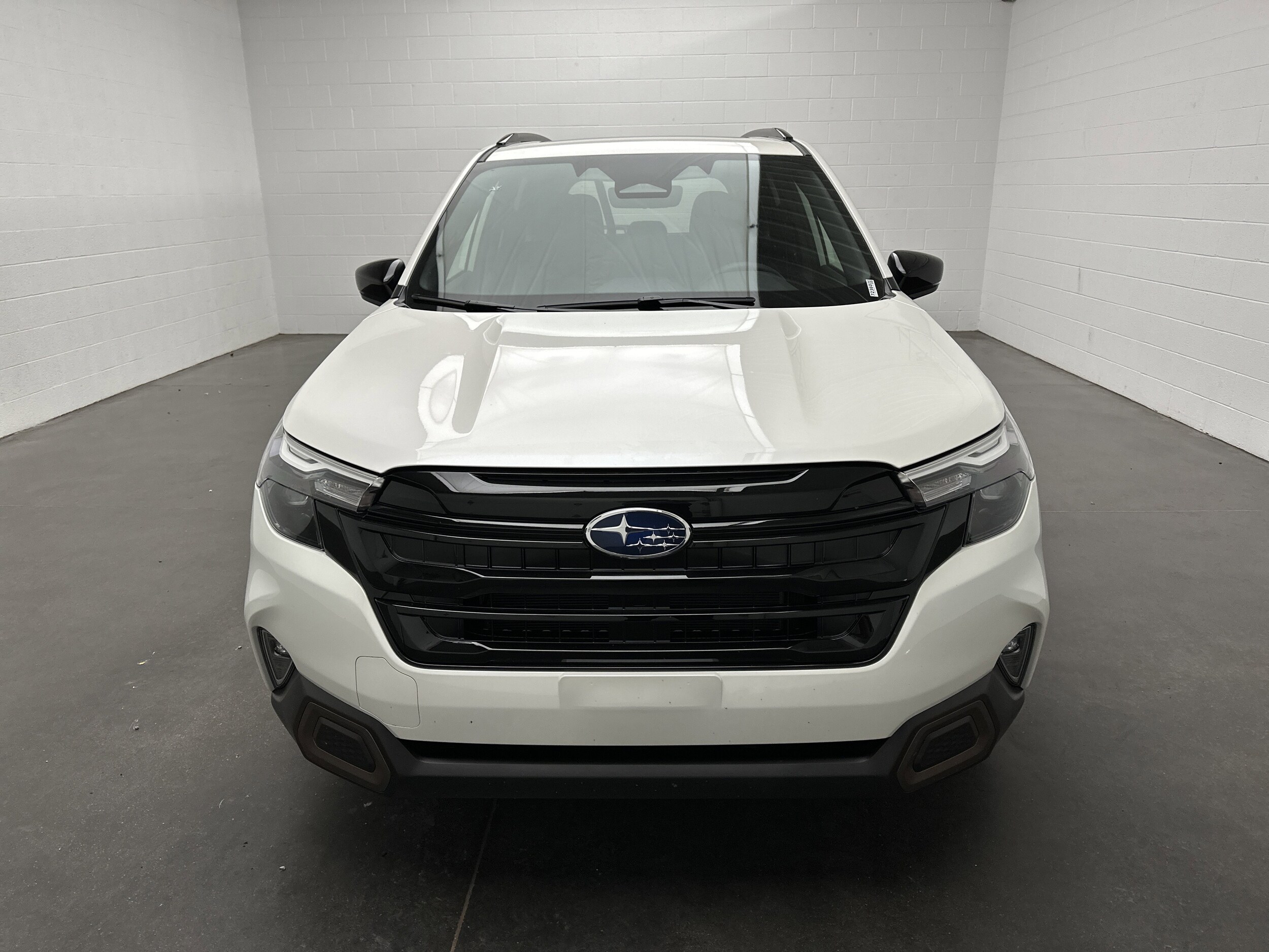 2025 Subaru Forester Sport photo 2