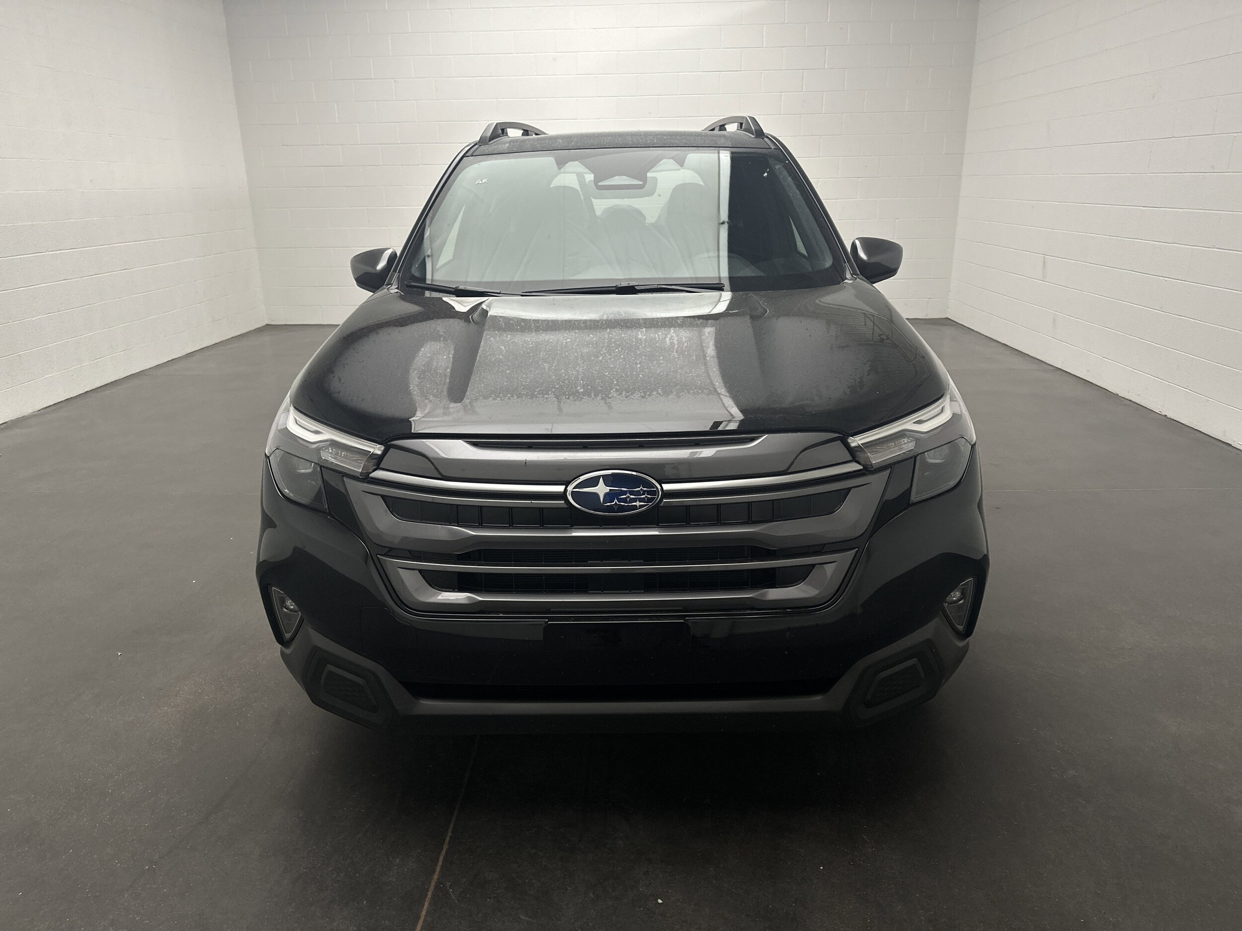 2025 Subaru Forester Premium Base photo 2