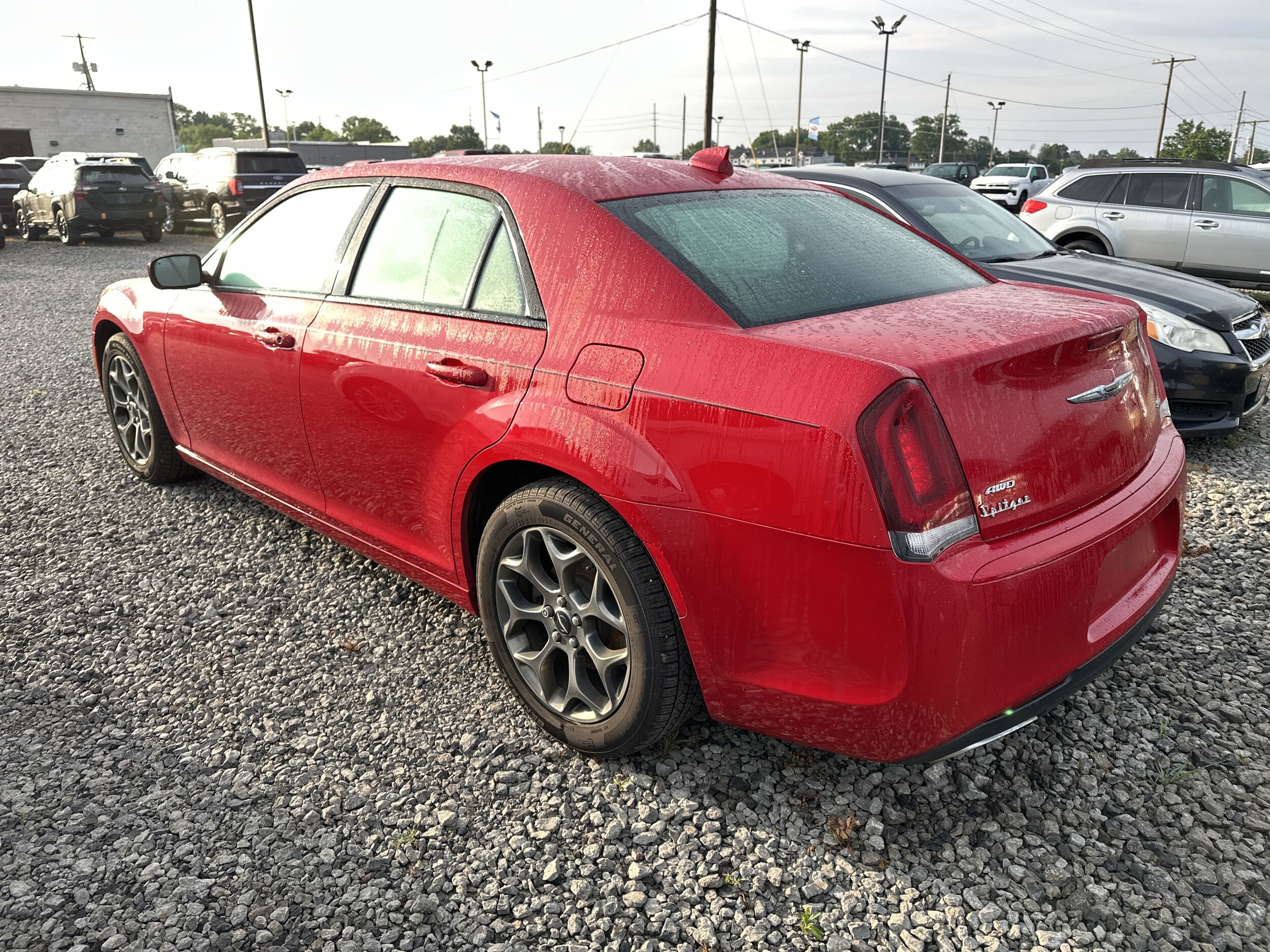 2017 Chrysler 300 photo 3