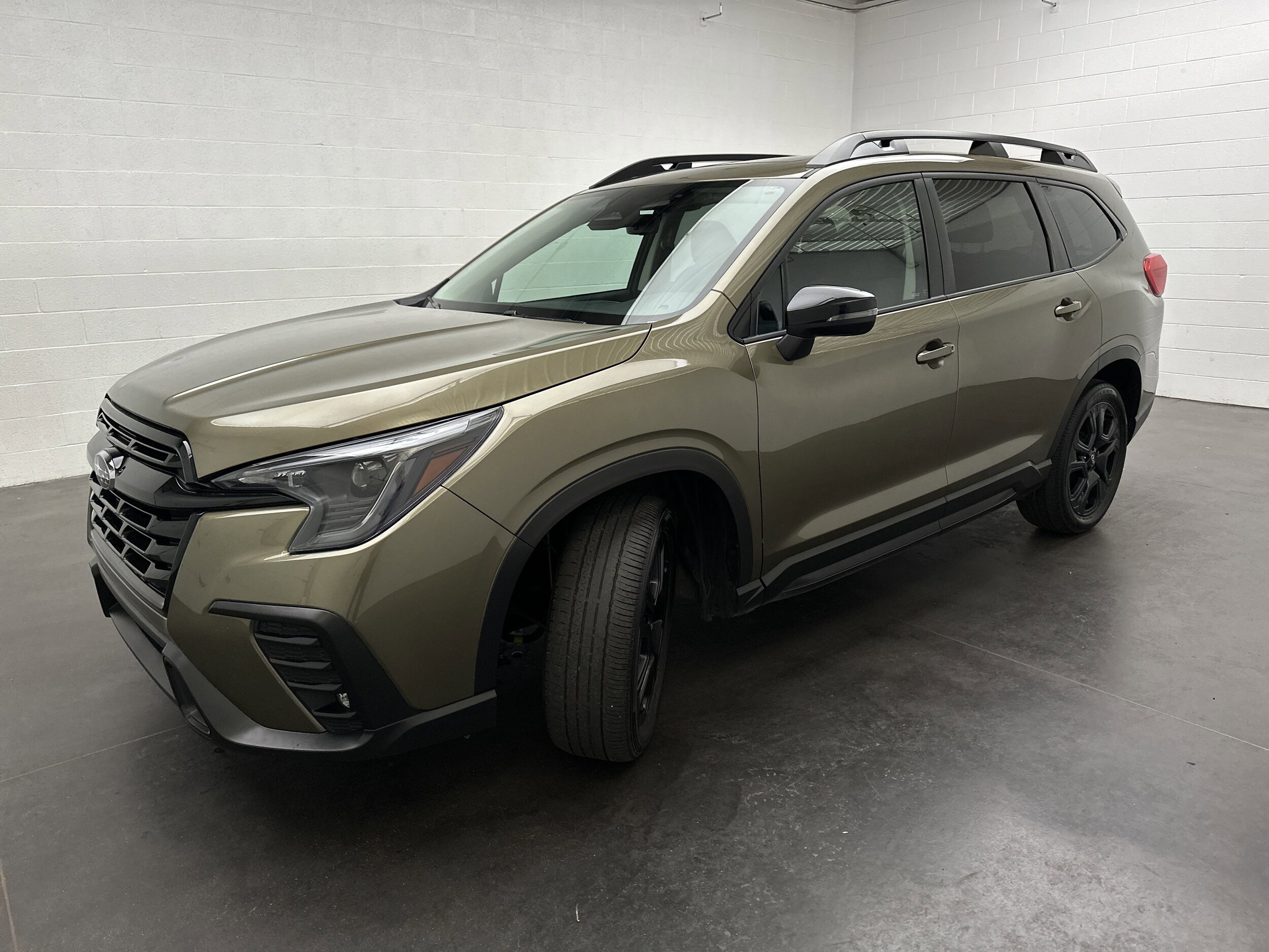 2023 Subaru Ascent Onyx Edition photo 4