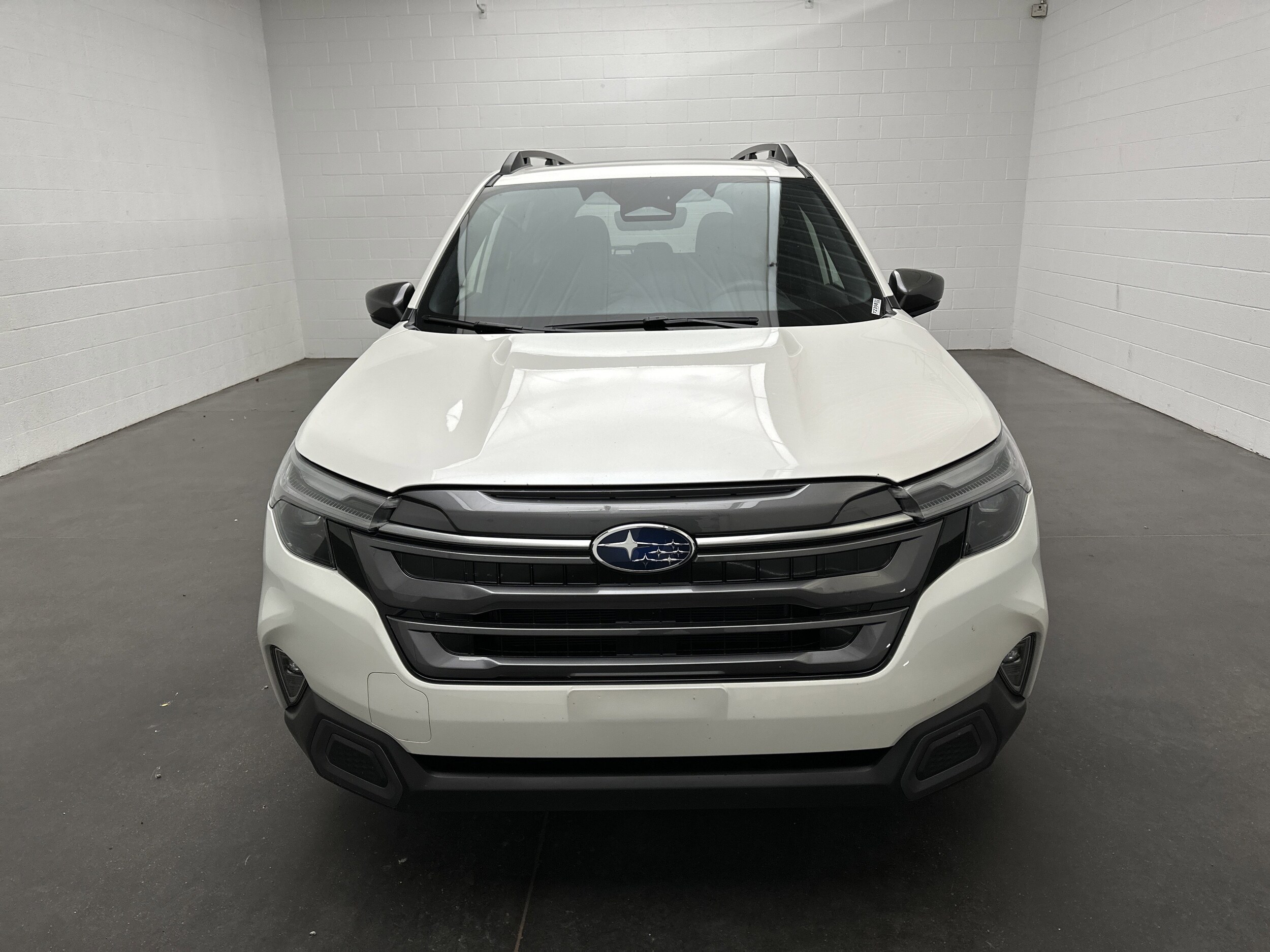 2025 Subaru Forester Limited photo 3