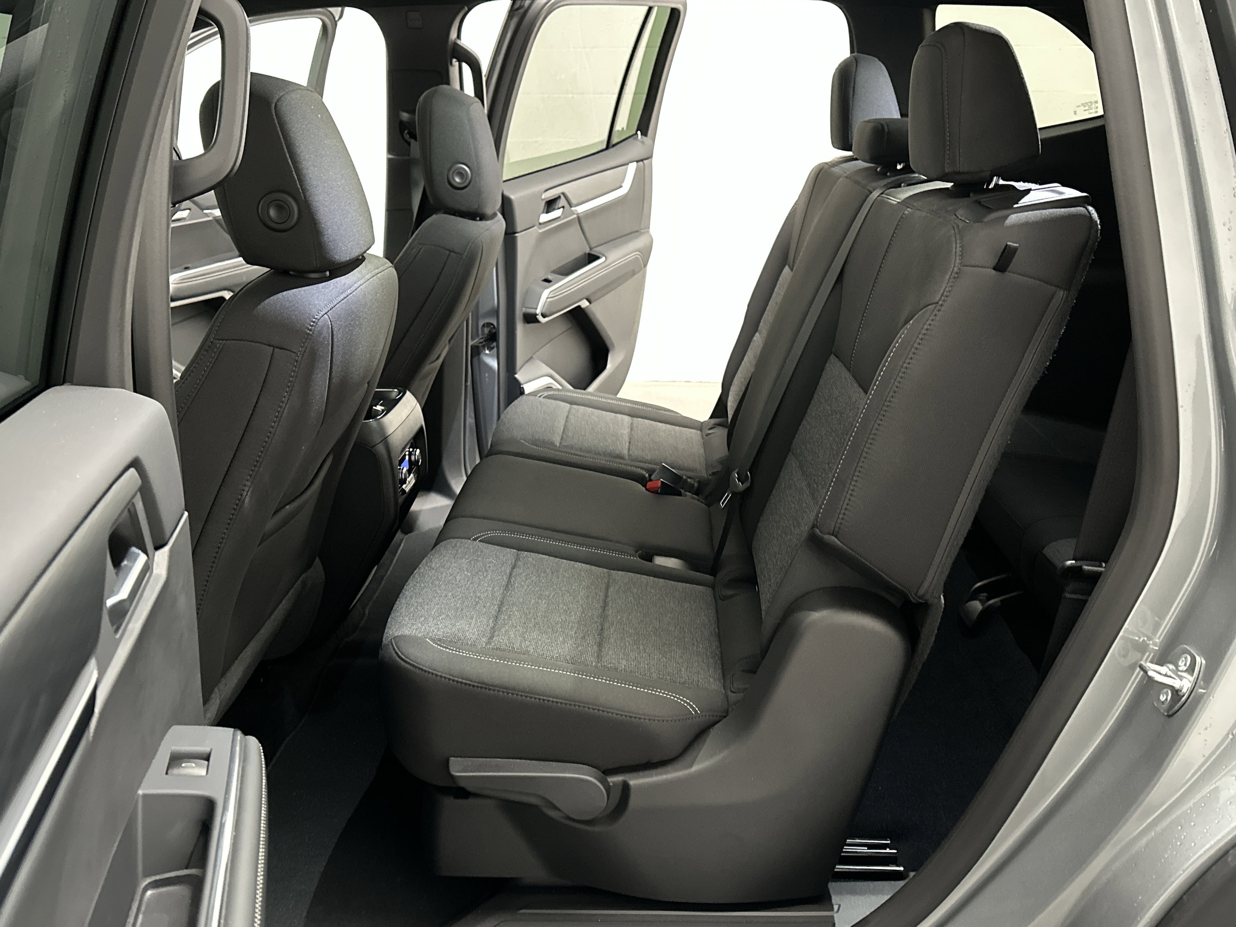 2026 GMC Acadia Elevation - Photo 23