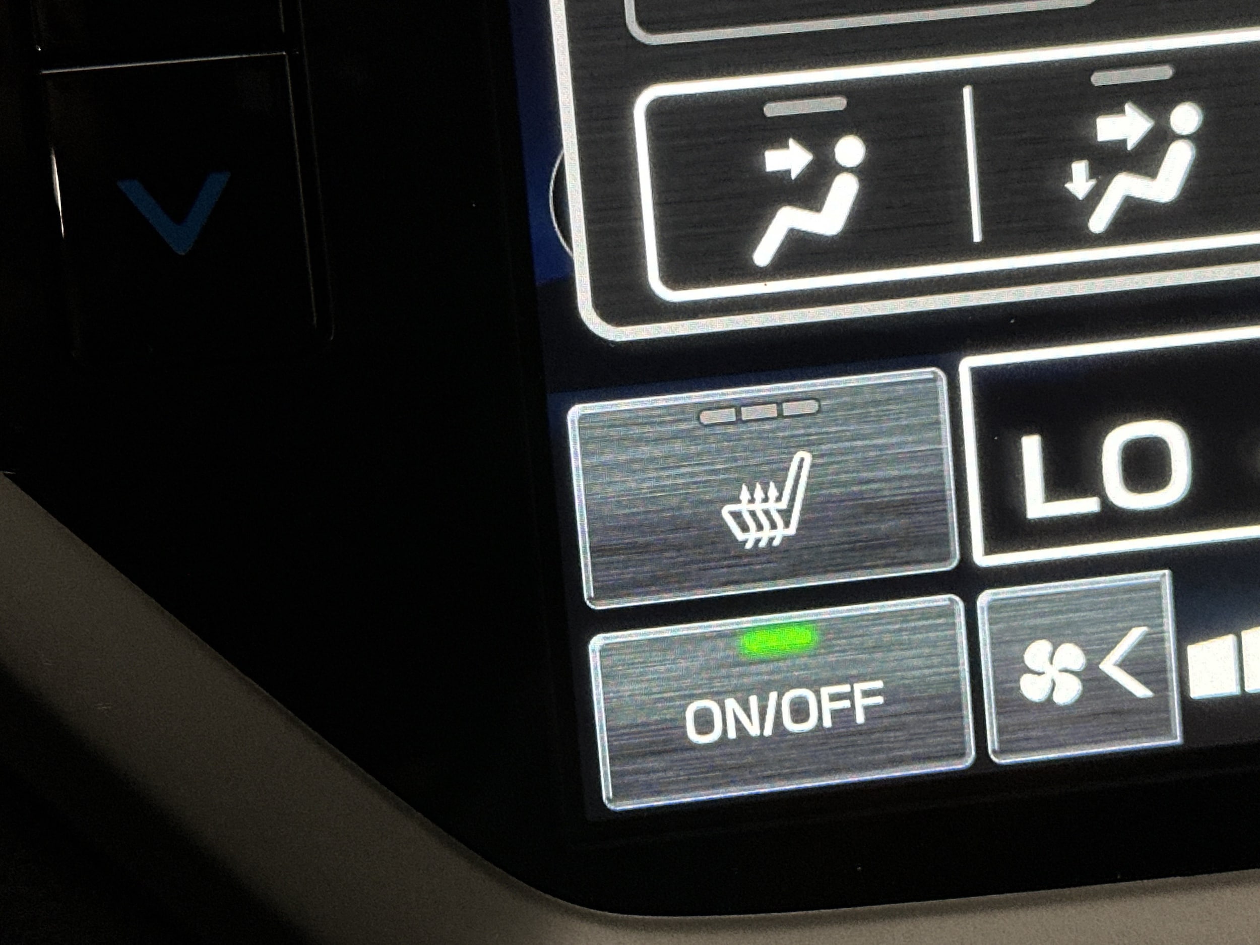 2027 Subaru Ascent Premium - Photo 36