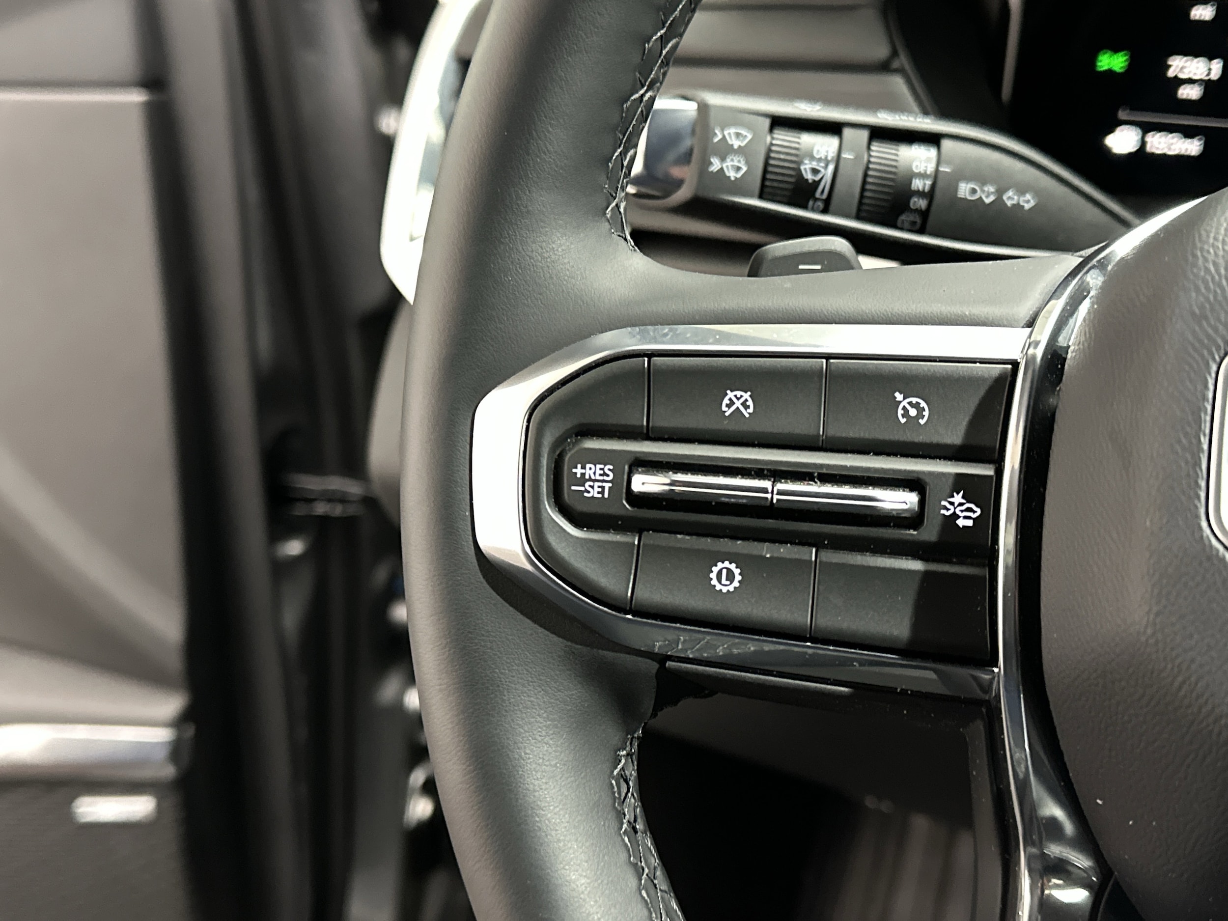 2026 GMC Acadia Elevation - Photo 30