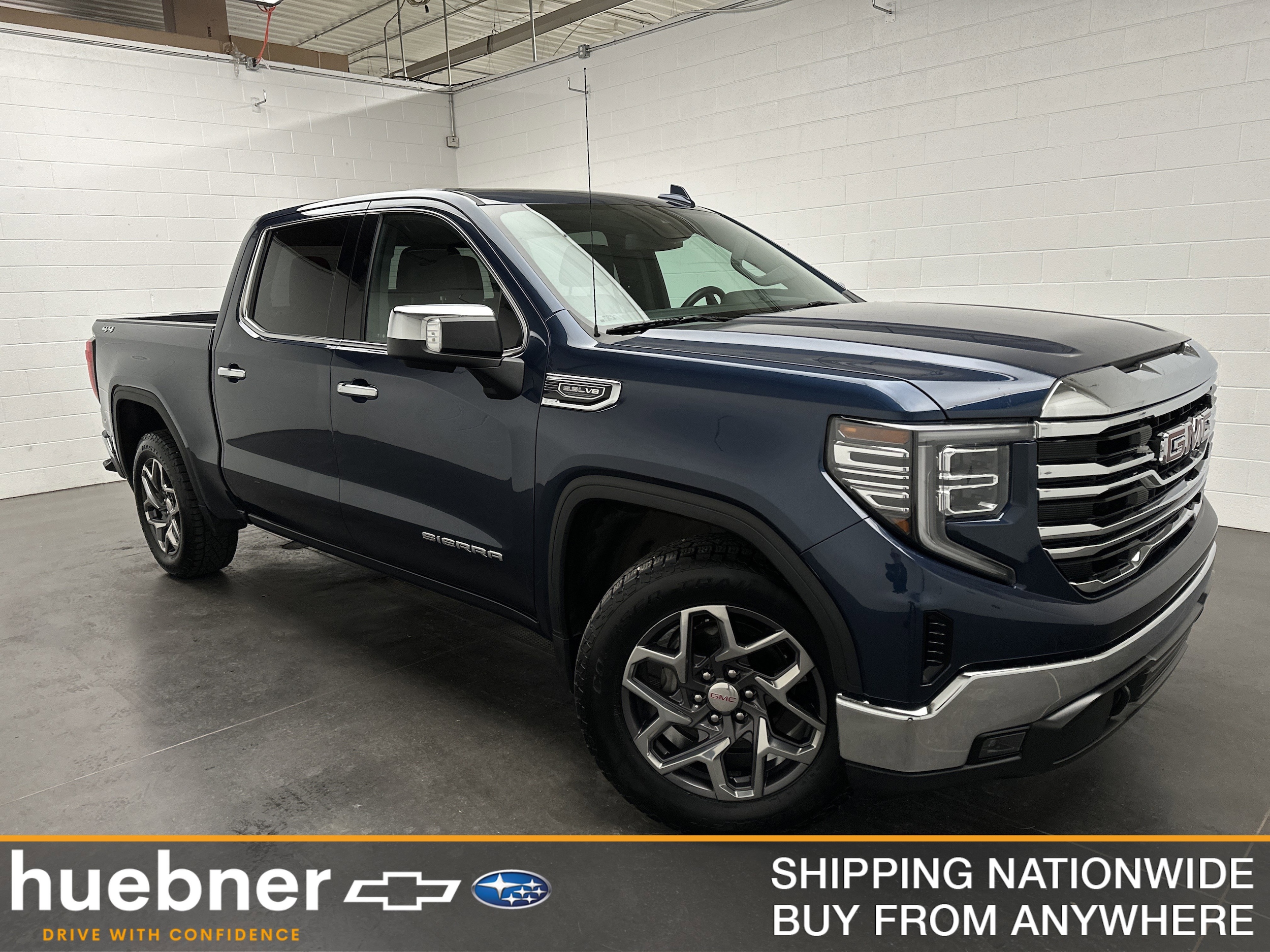 2022 GMC Sierra 4WD Crew Cab Short Box SLT's photo