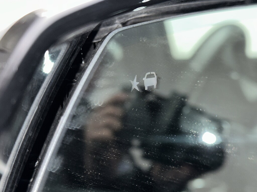 2024 Chevrolet Suburban Premier photo 4