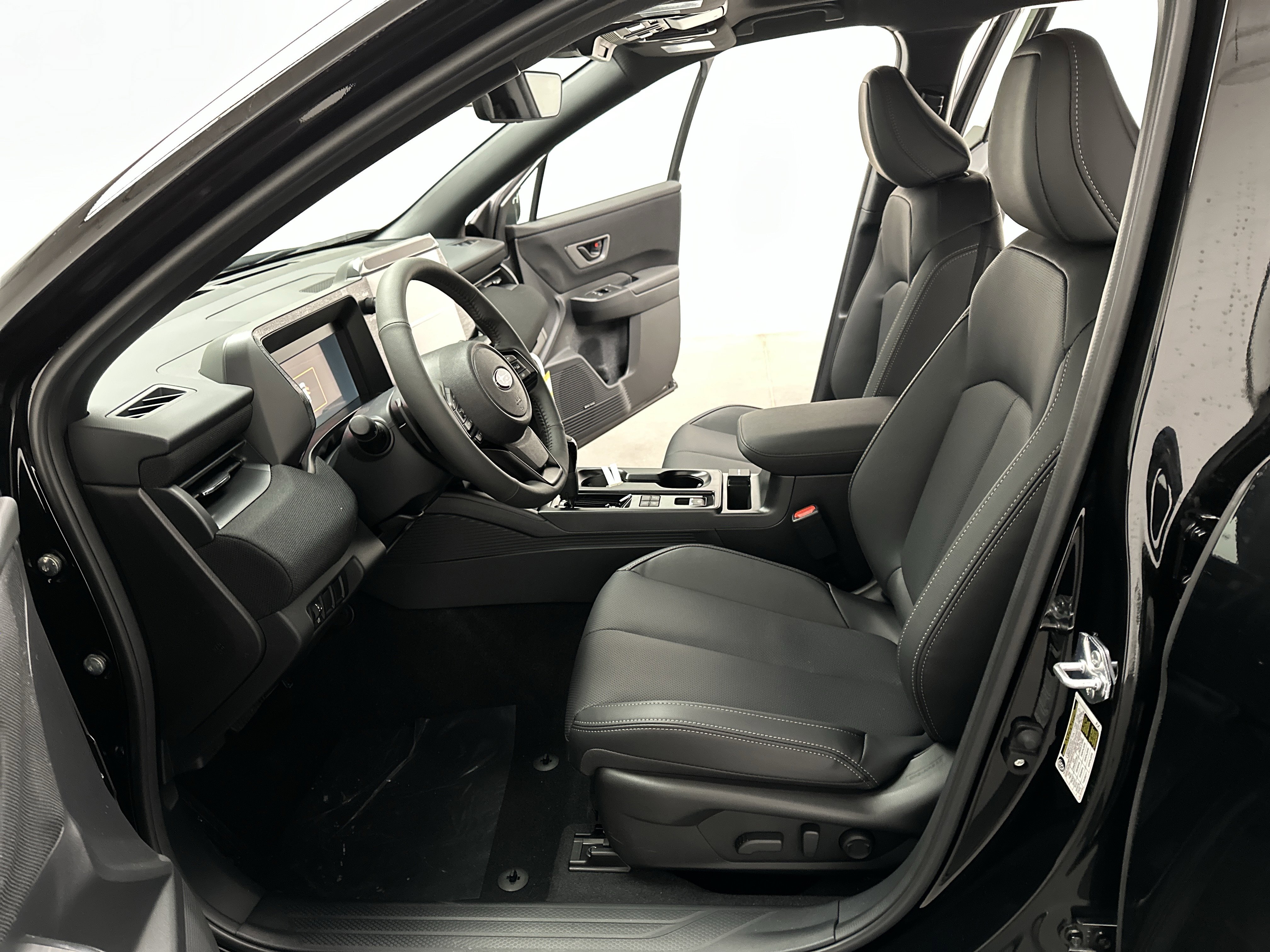 2026 Subaru Outback Limited - Photo 16