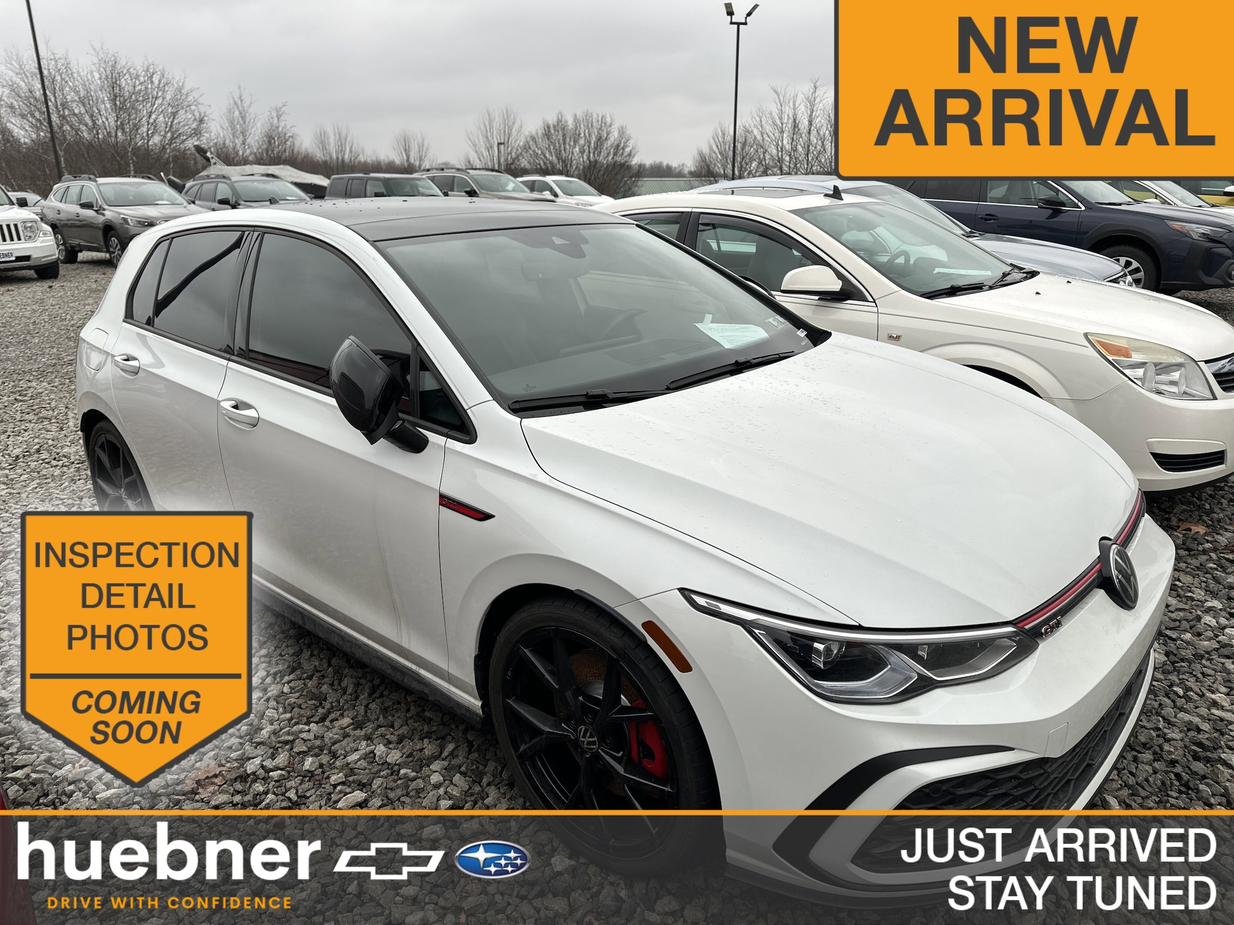 2024 Volkswagen Golf GTI SE's photo