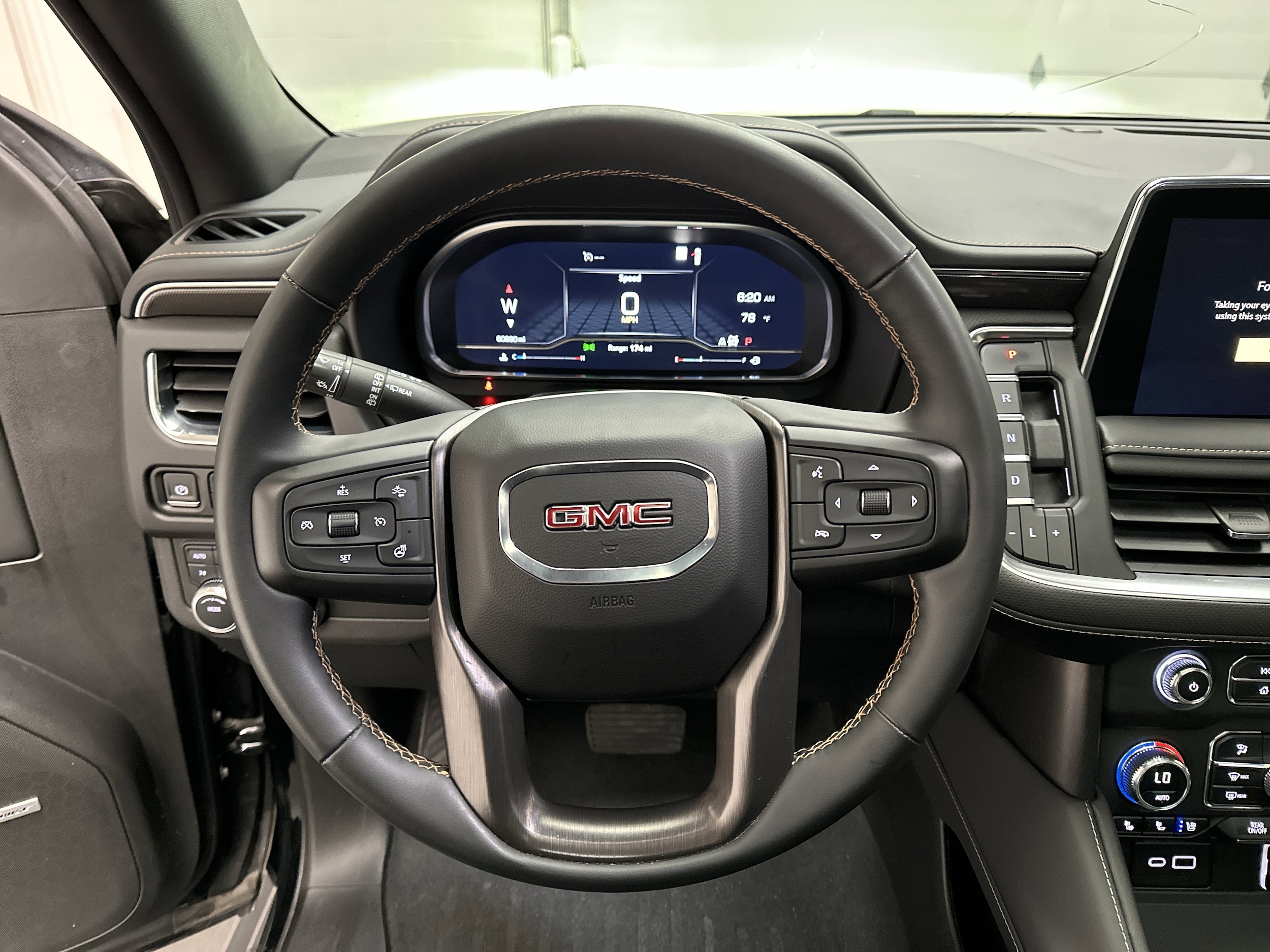 2023 GMC Yukon XL AT4 - Photo 30