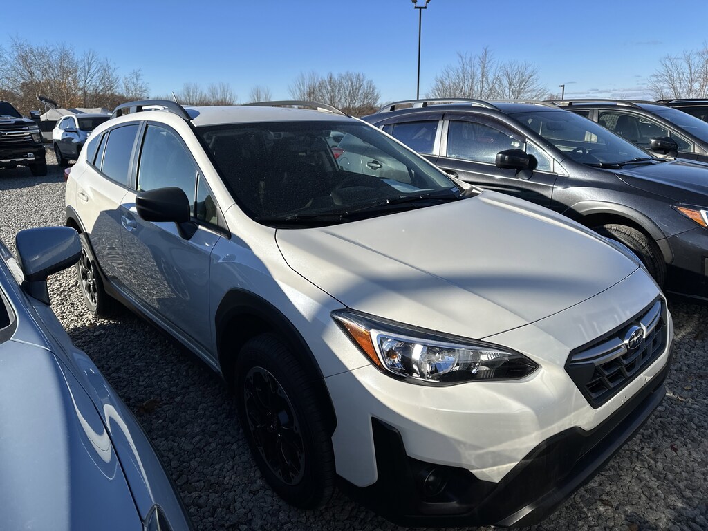 2023 Subaru Crosstrek Base photo 2