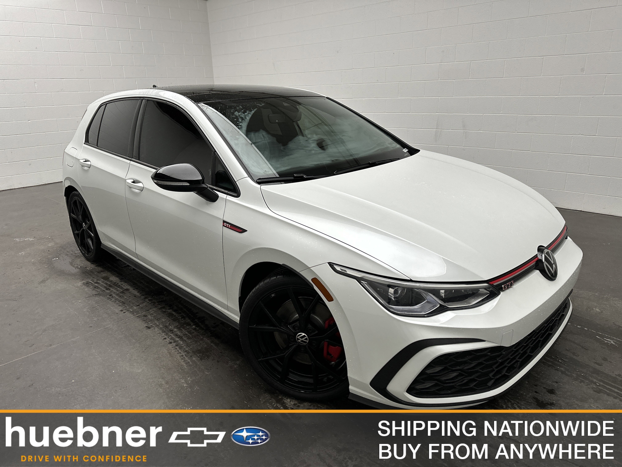 2024 Volkswagen Golf GTI SE's photo