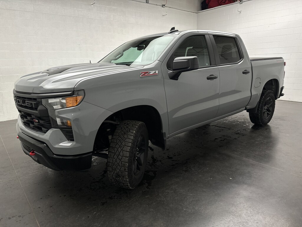 Used 2024 Chevrolet Silverado 1500 Custom Trail Boss Crew Cab Pickup