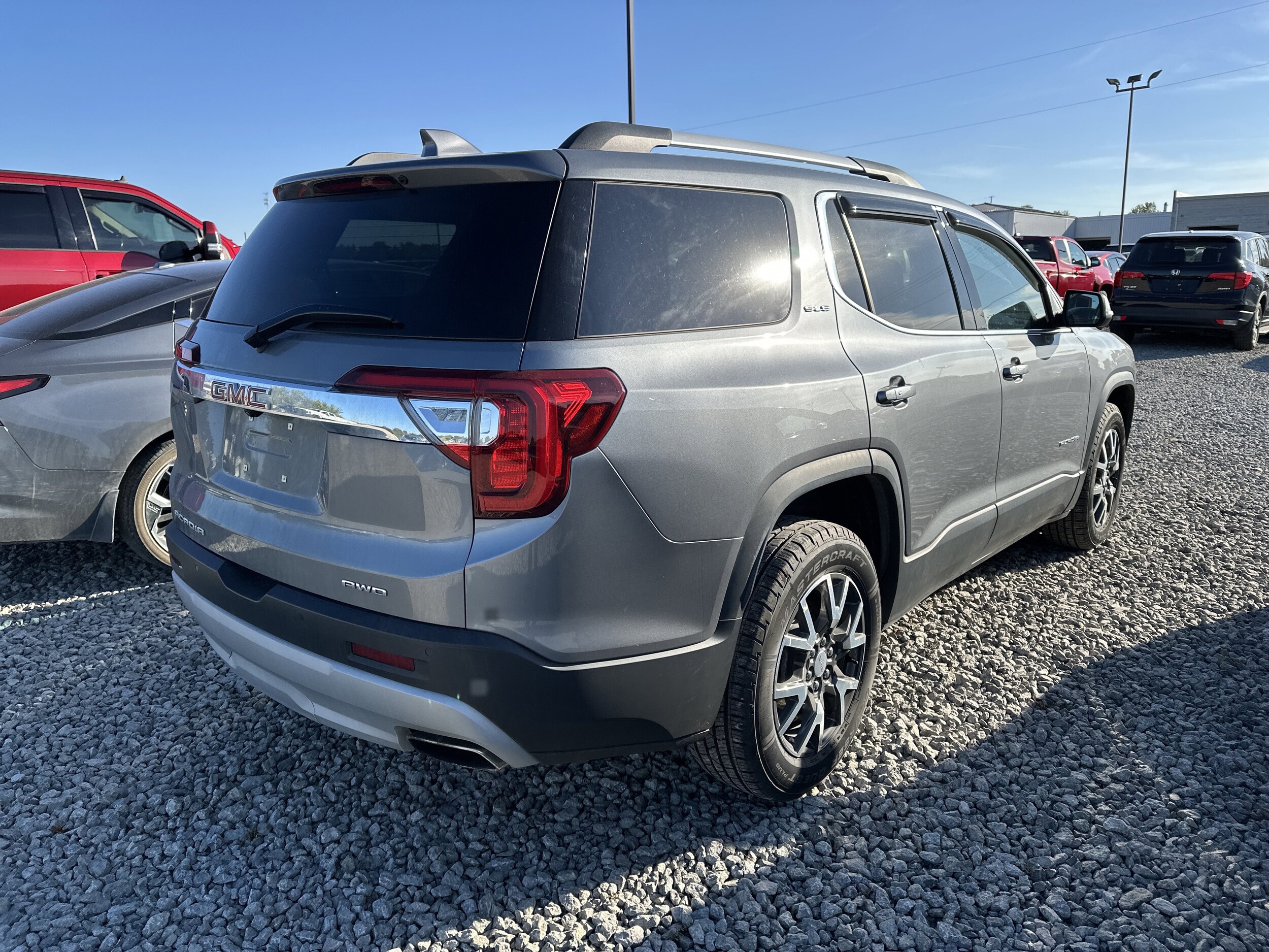 2021 Gmc Acadia SLE photo 2