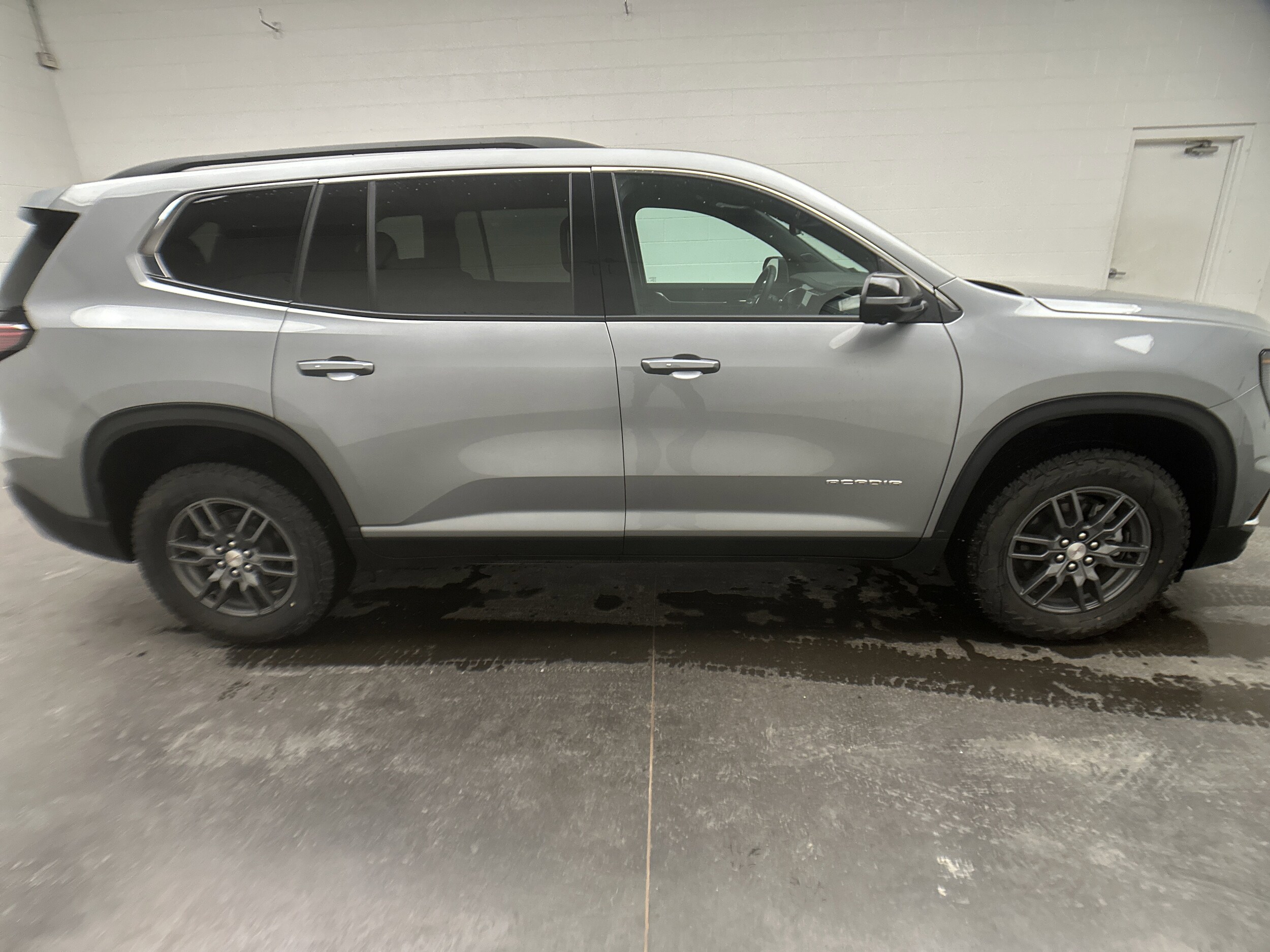 2026 GMC Acadia Elevation - Photo 10