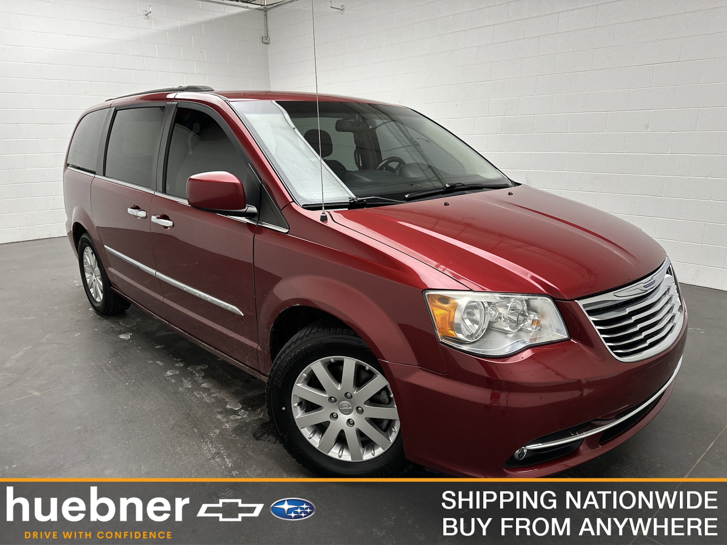 2016 Chrysler Town & Country Touring