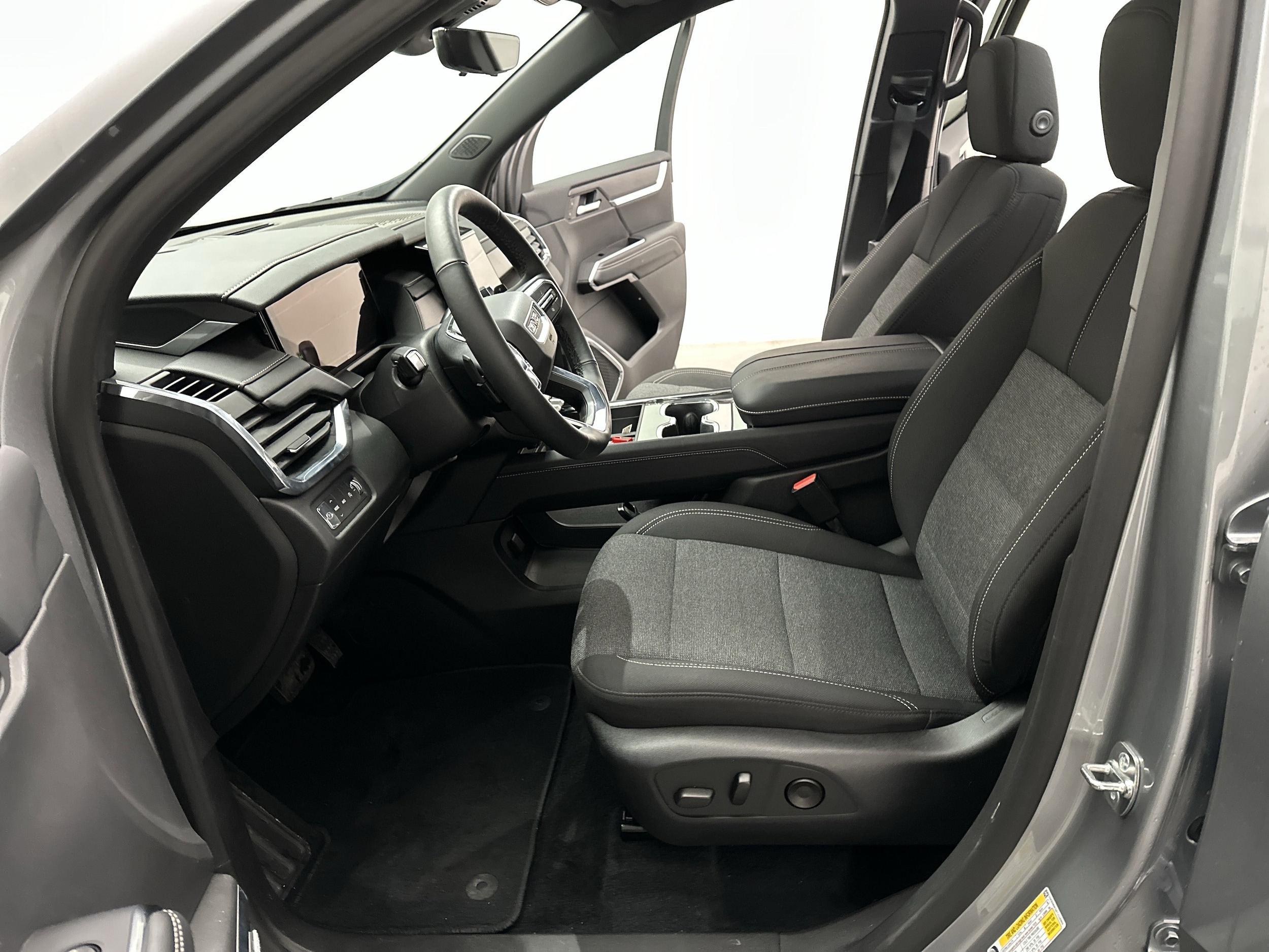 2026 GMC Acadia Elevation - Photo 19