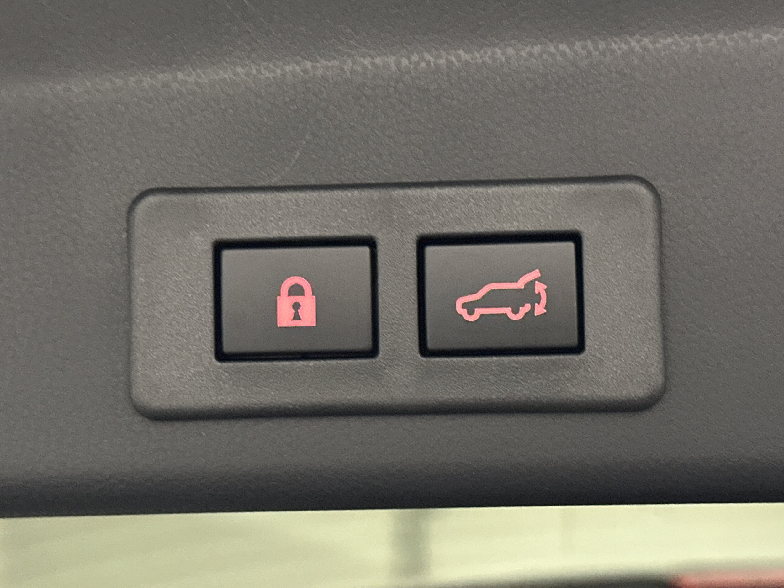 2027 Subaru Ascent Premium - Photo 14