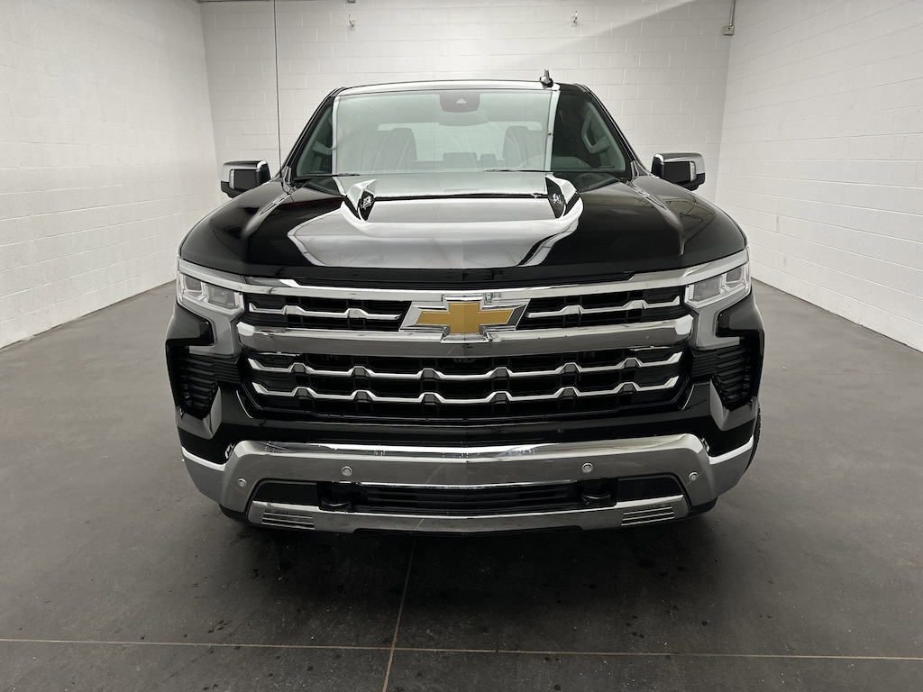 Used 2023 Chevrolet Silverado 1500 LTZ Crew Cab Pickup
