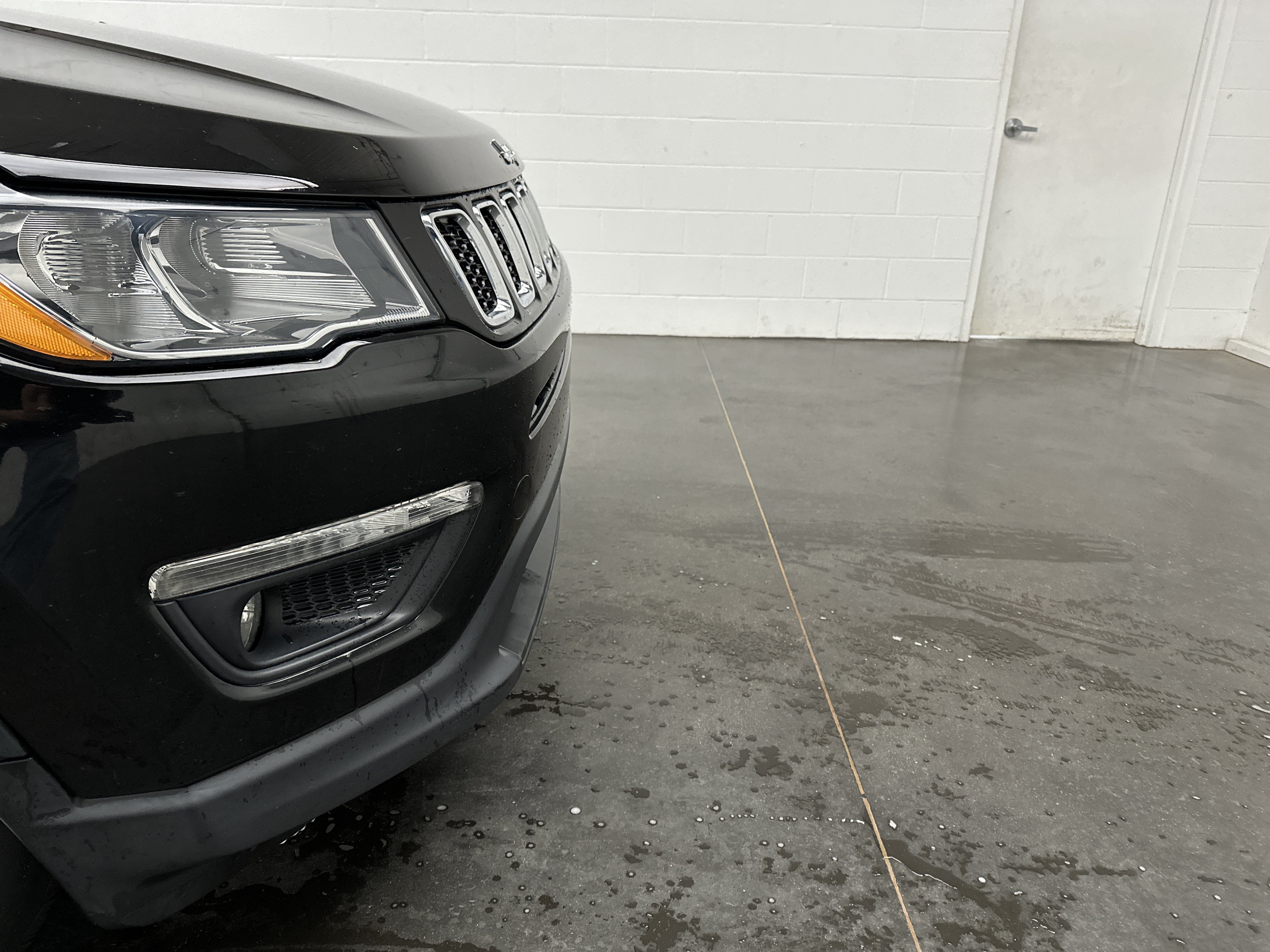Used 2020 Jeep Compass Latitude with VIN 3C4NJDBB8LT132908 for sale in Carrollton, OH