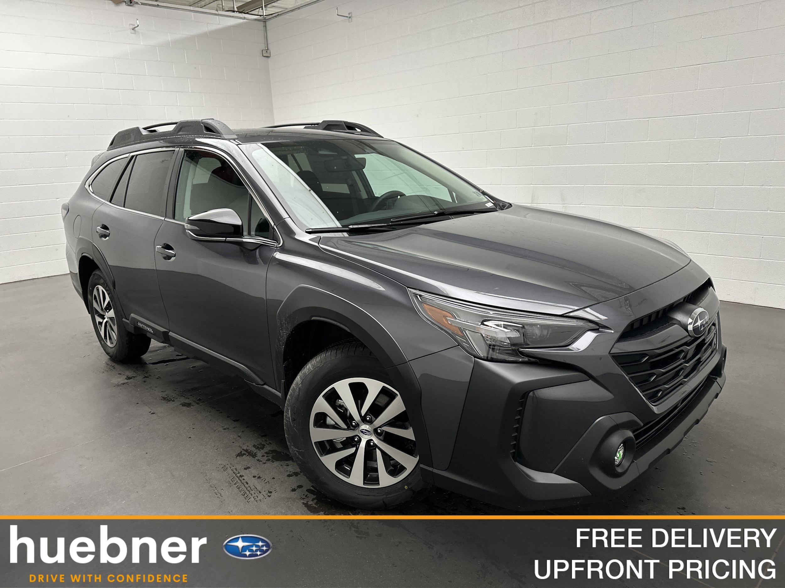 2025 Subaru Outback Premium's photo