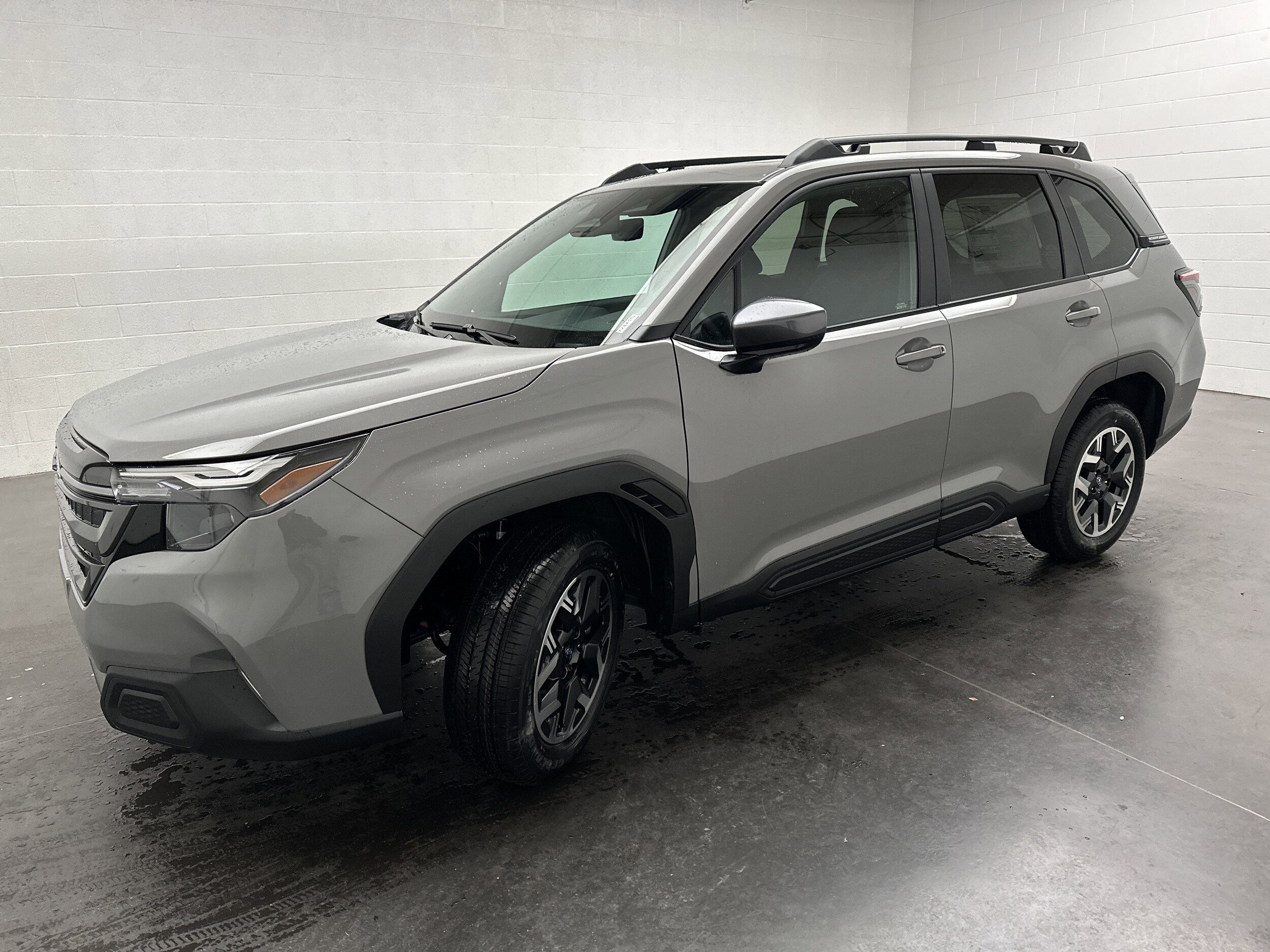 2026 Subaru Forester Premium Base photo 2