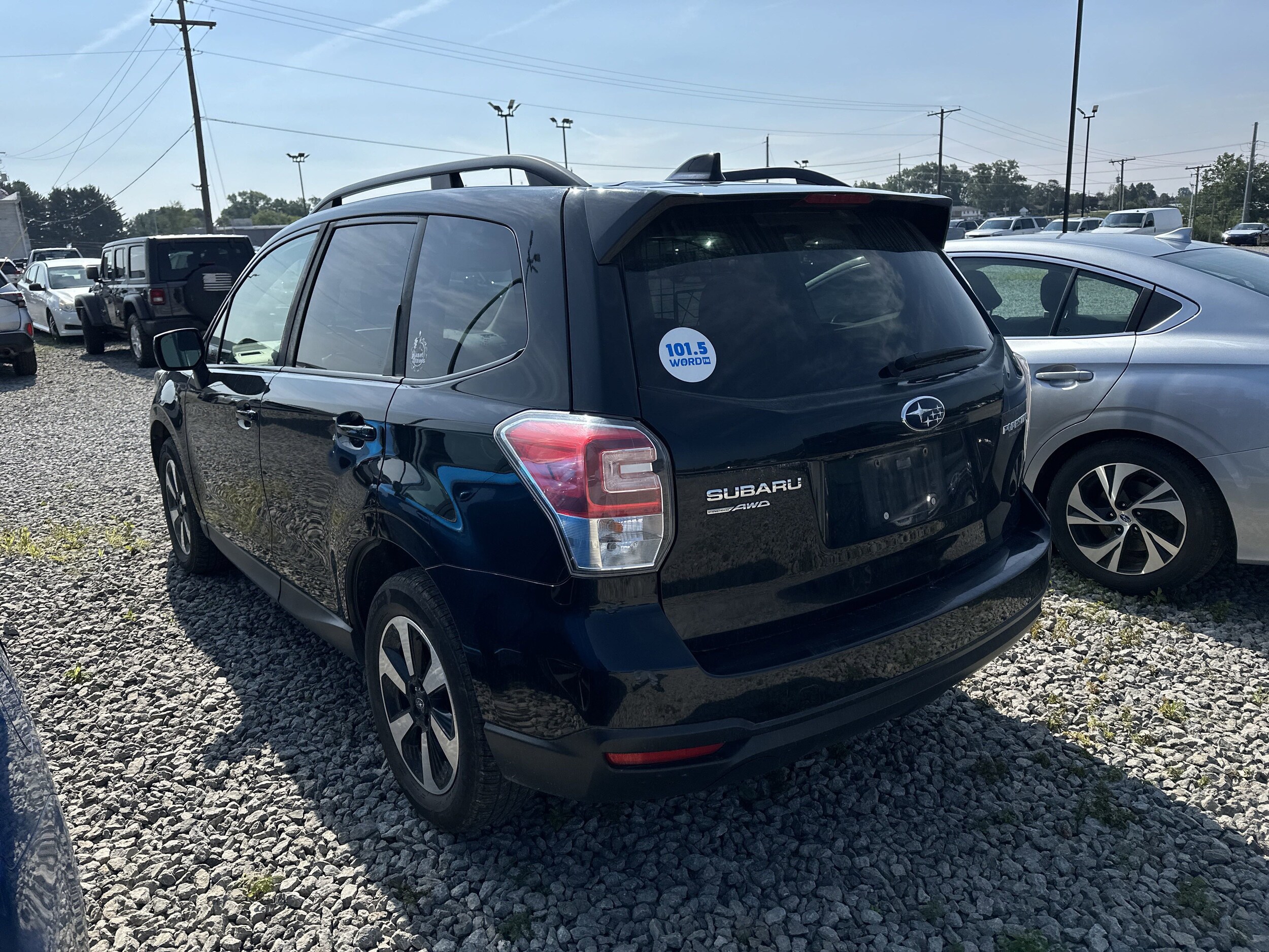 2018 Subaru Forester Premium photo 2