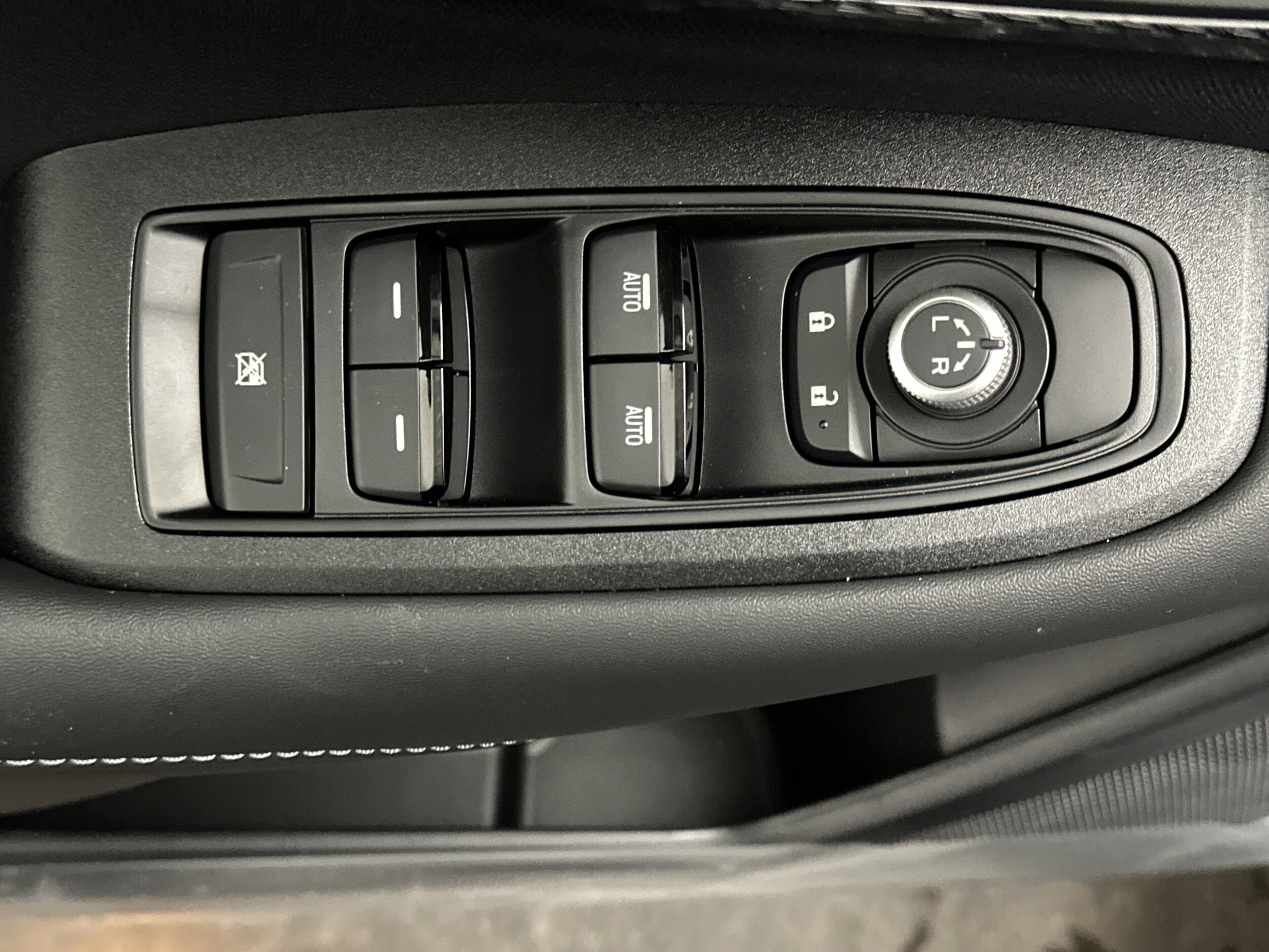 2025 Subaru Legacy Premium - Photo 17