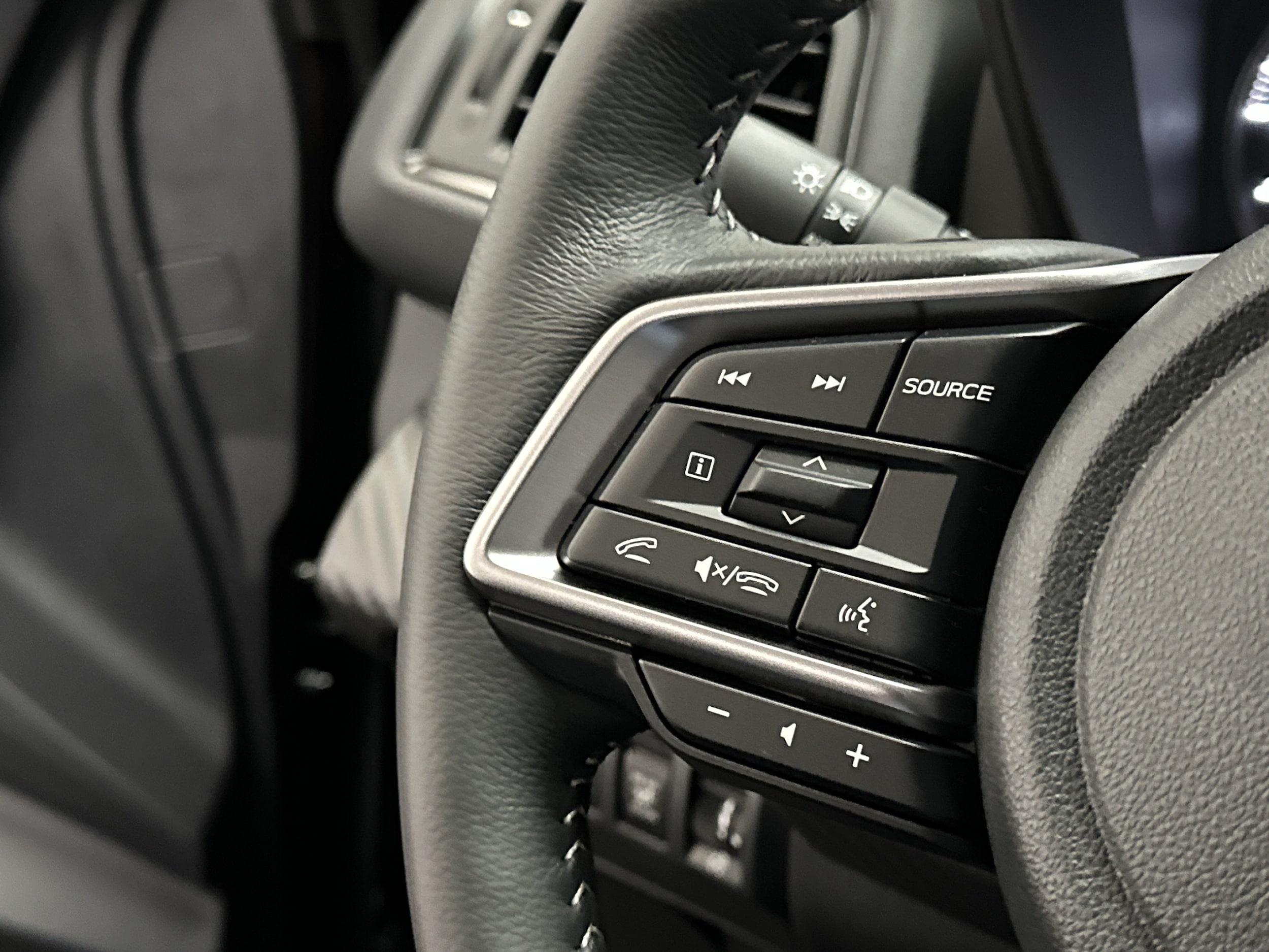 2027 Subaru Ascent Premium - Photo 28