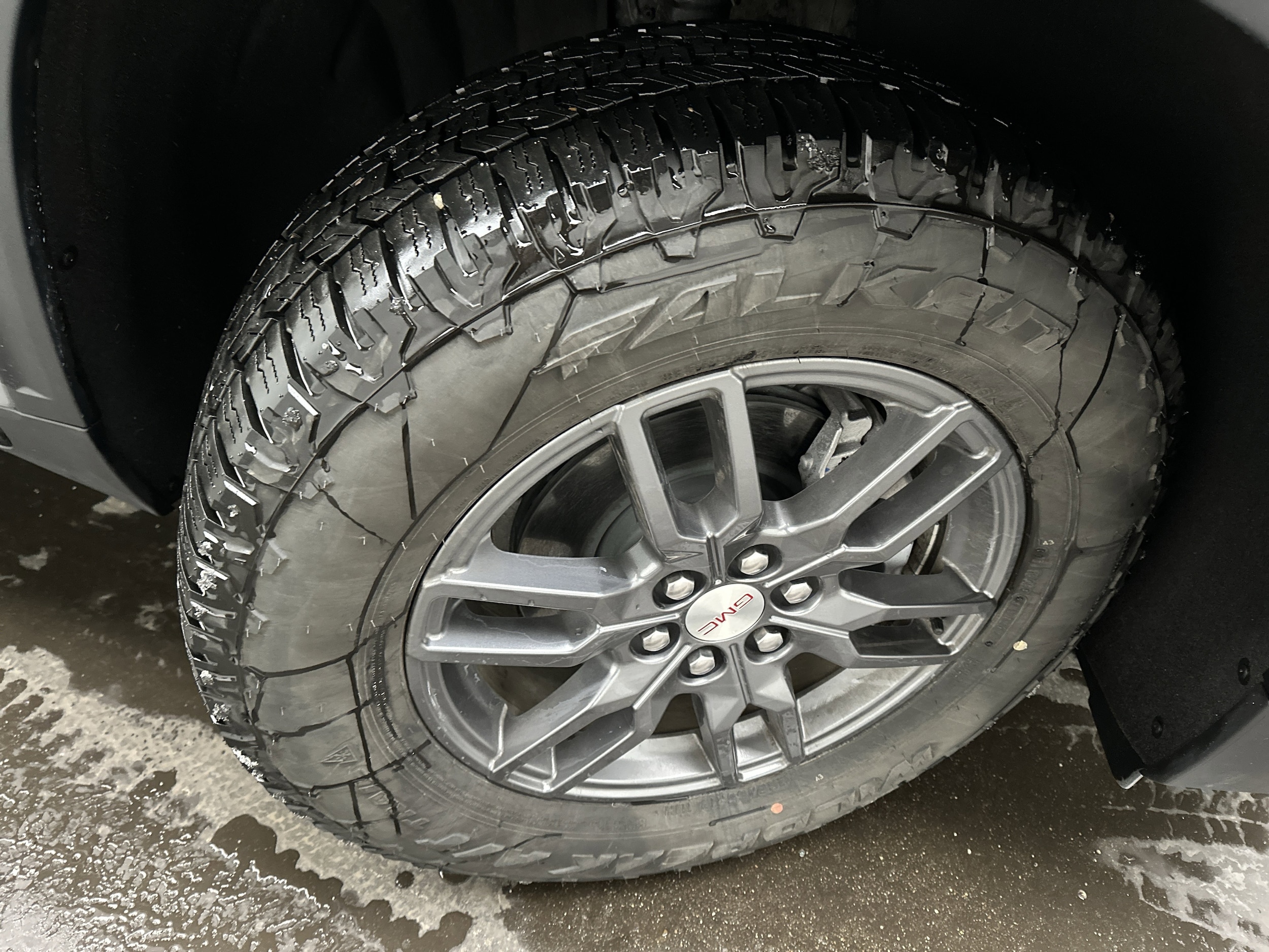 2026 GMC Acadia Elevation - Photo 11