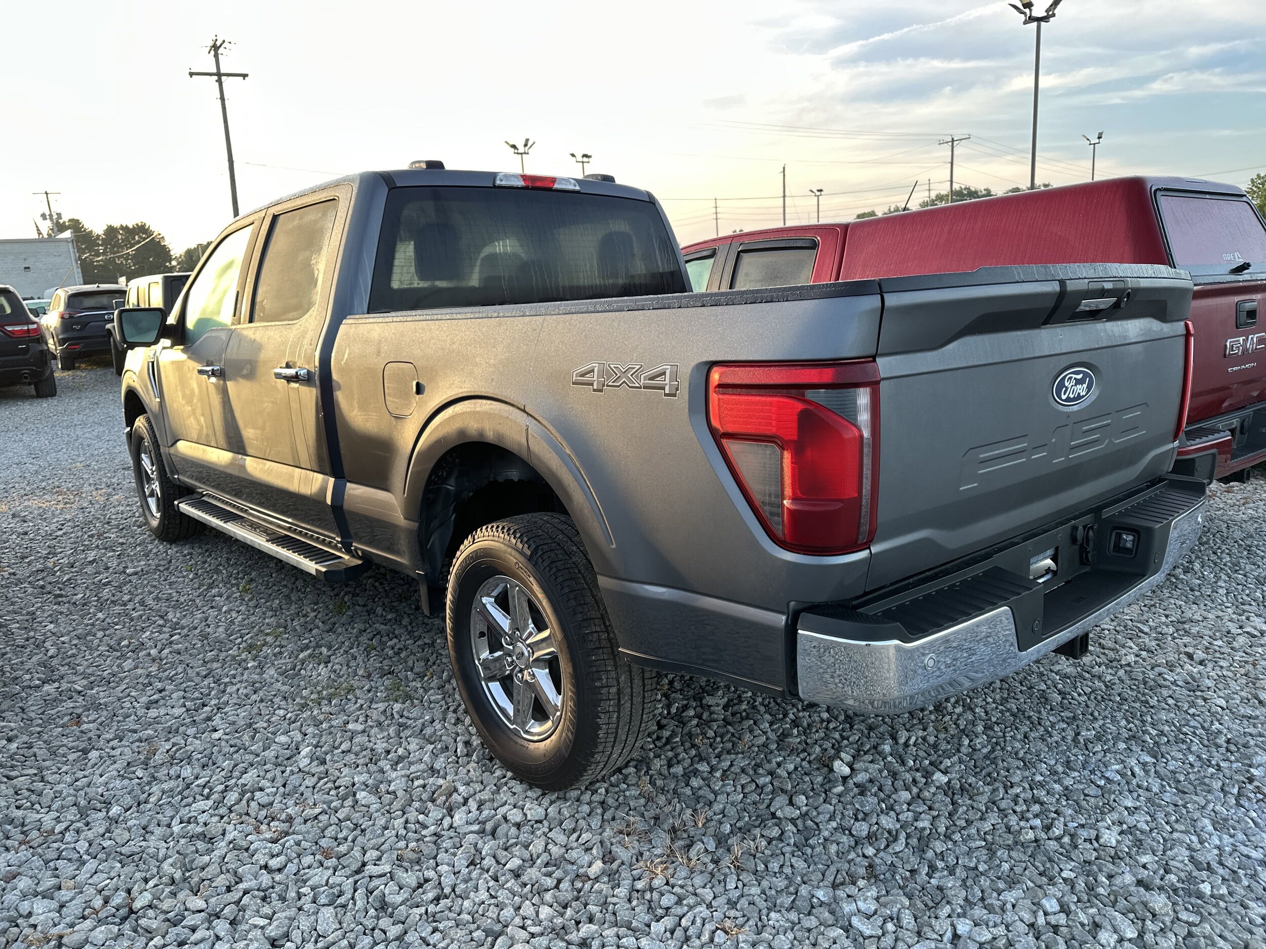 2024 Ford F-150 XLT photo 2
