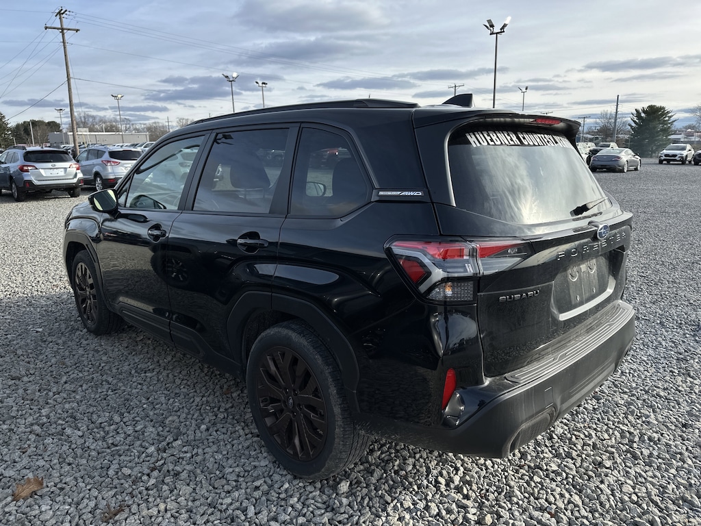 2025 Subaru Forester Sport photo 4