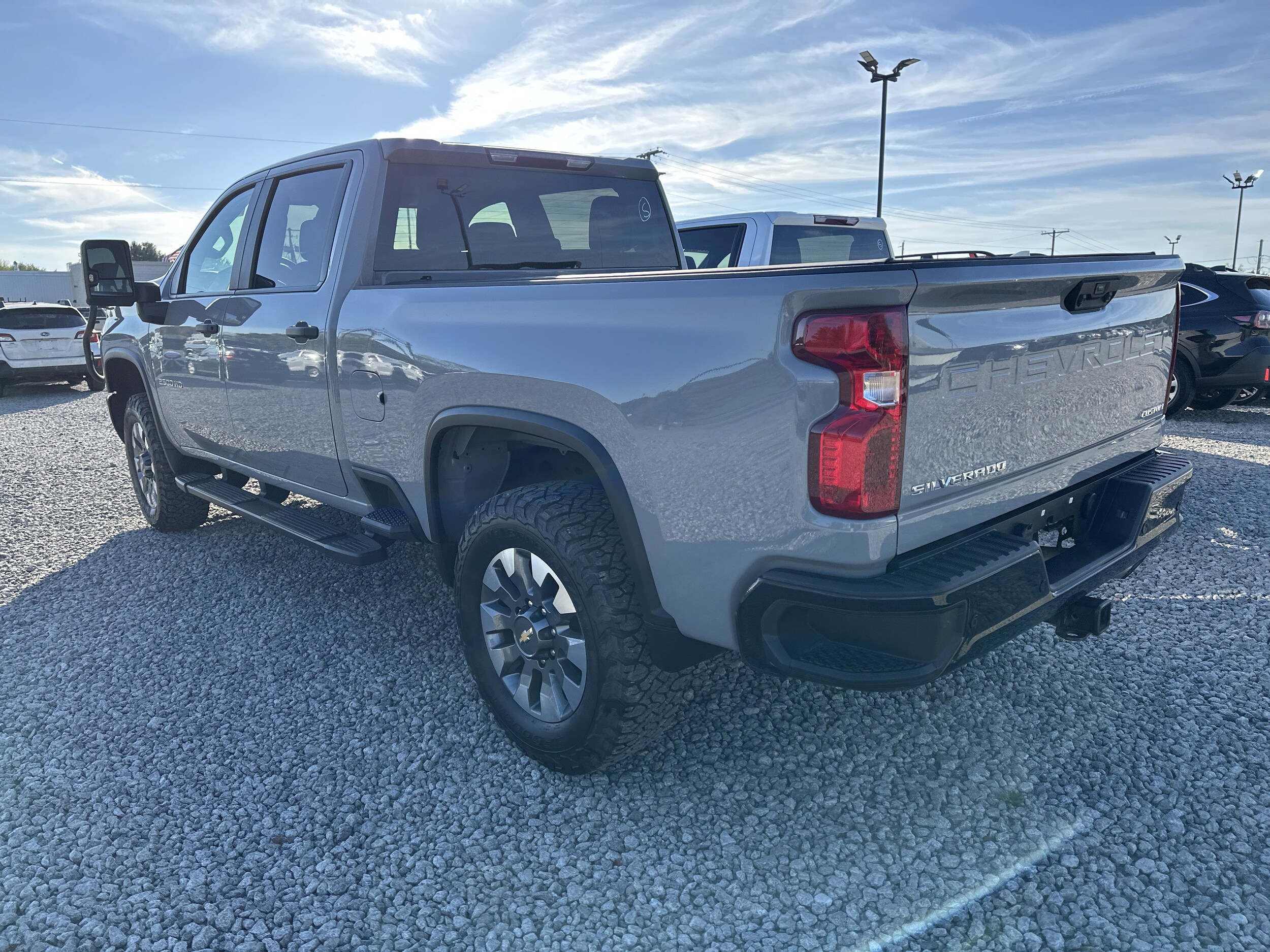 2025 Chevrolet Silverado 2500HD Custom photo 3