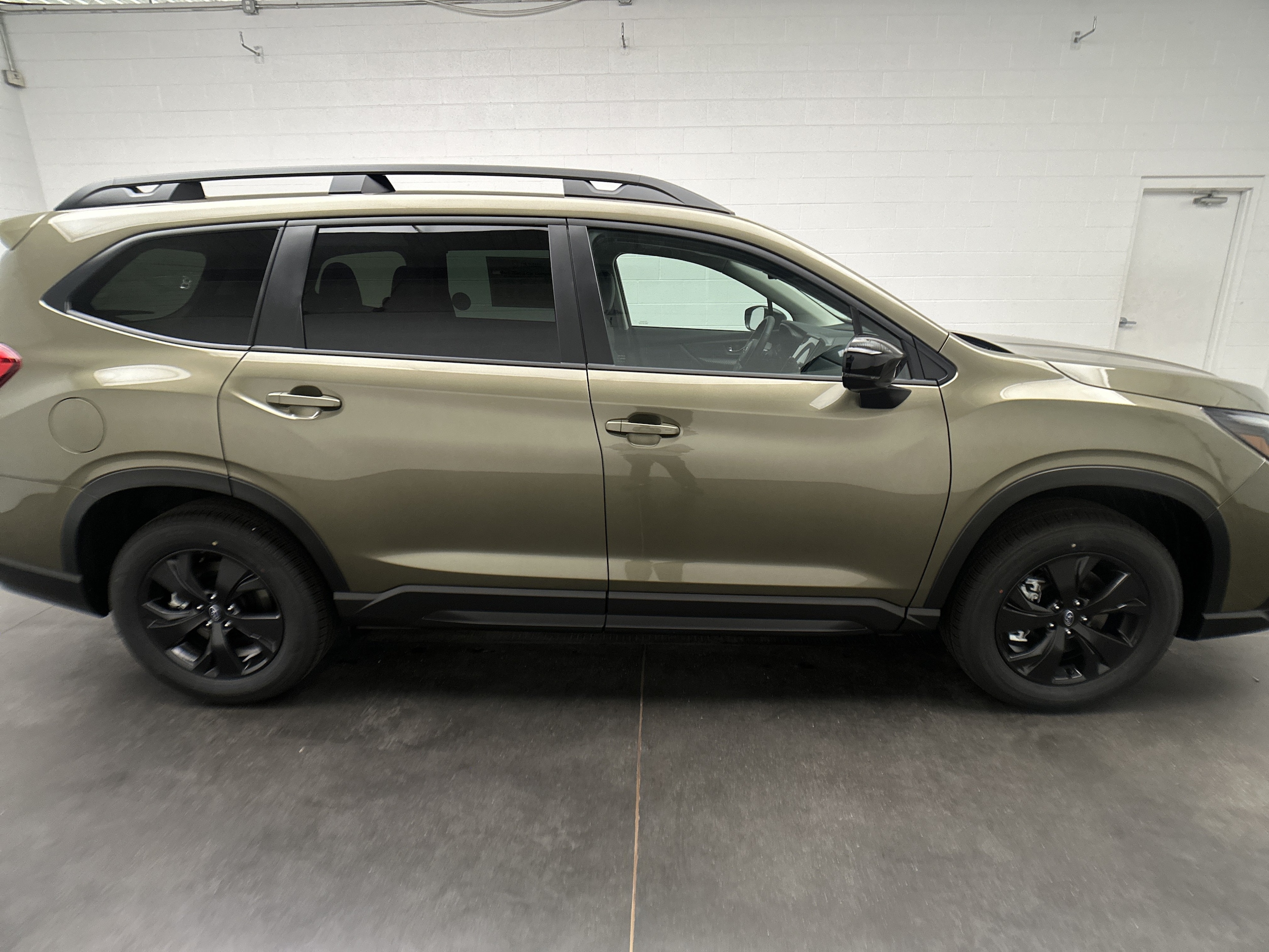 2027 Subaru Ascent Premium - Photo 9