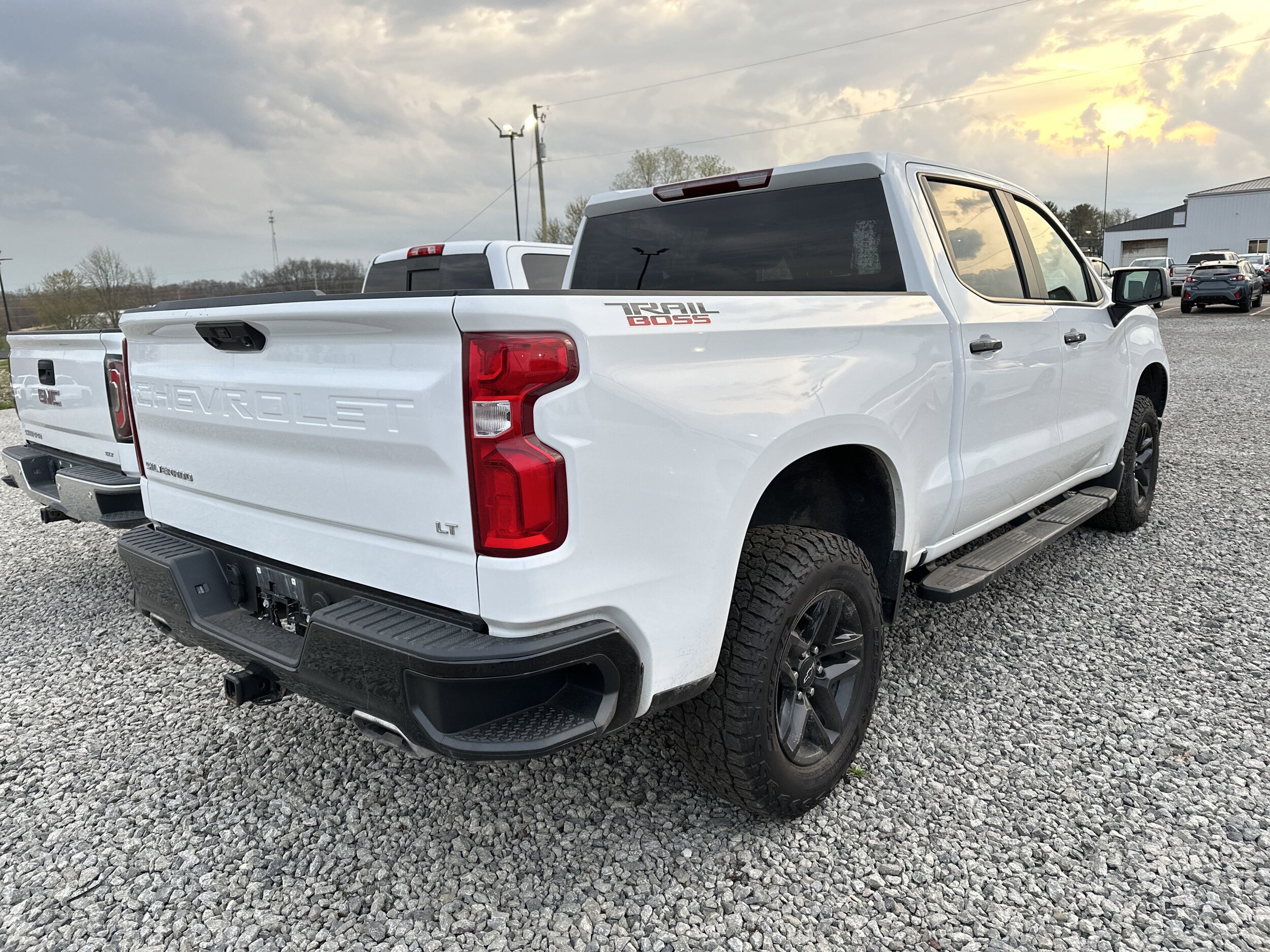 2023 Chevrolet Silverado 1500 LT Trail Boss photo 2