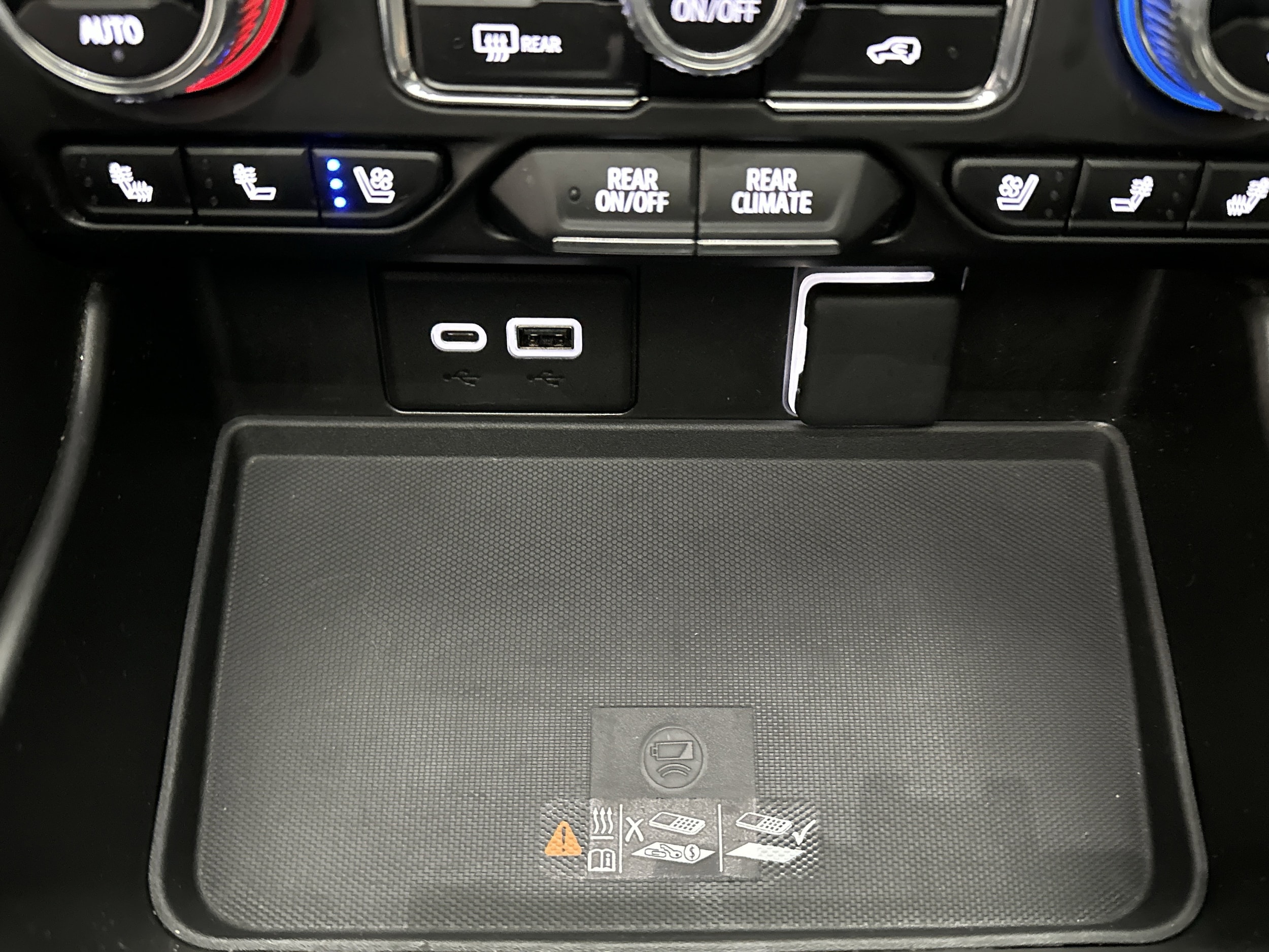 2023 GMC Yukon XL AT4 - Photo 45