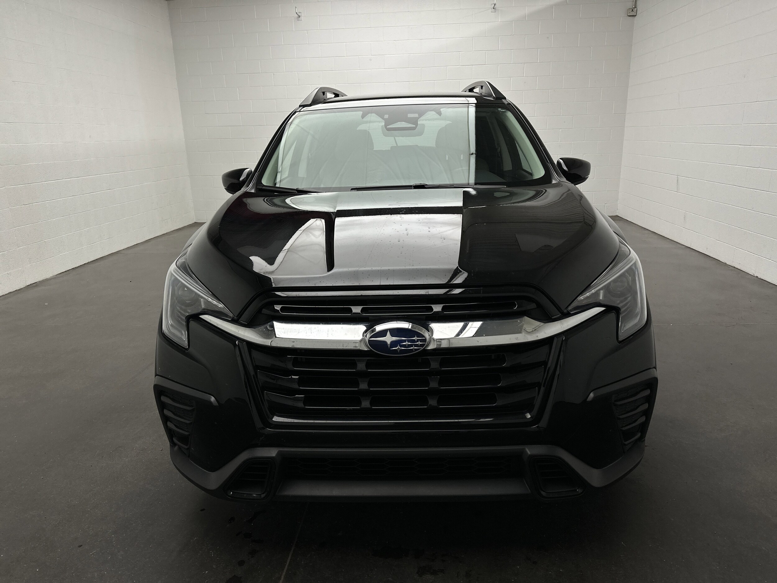 2025 Subaru Ascent Premium photo 2