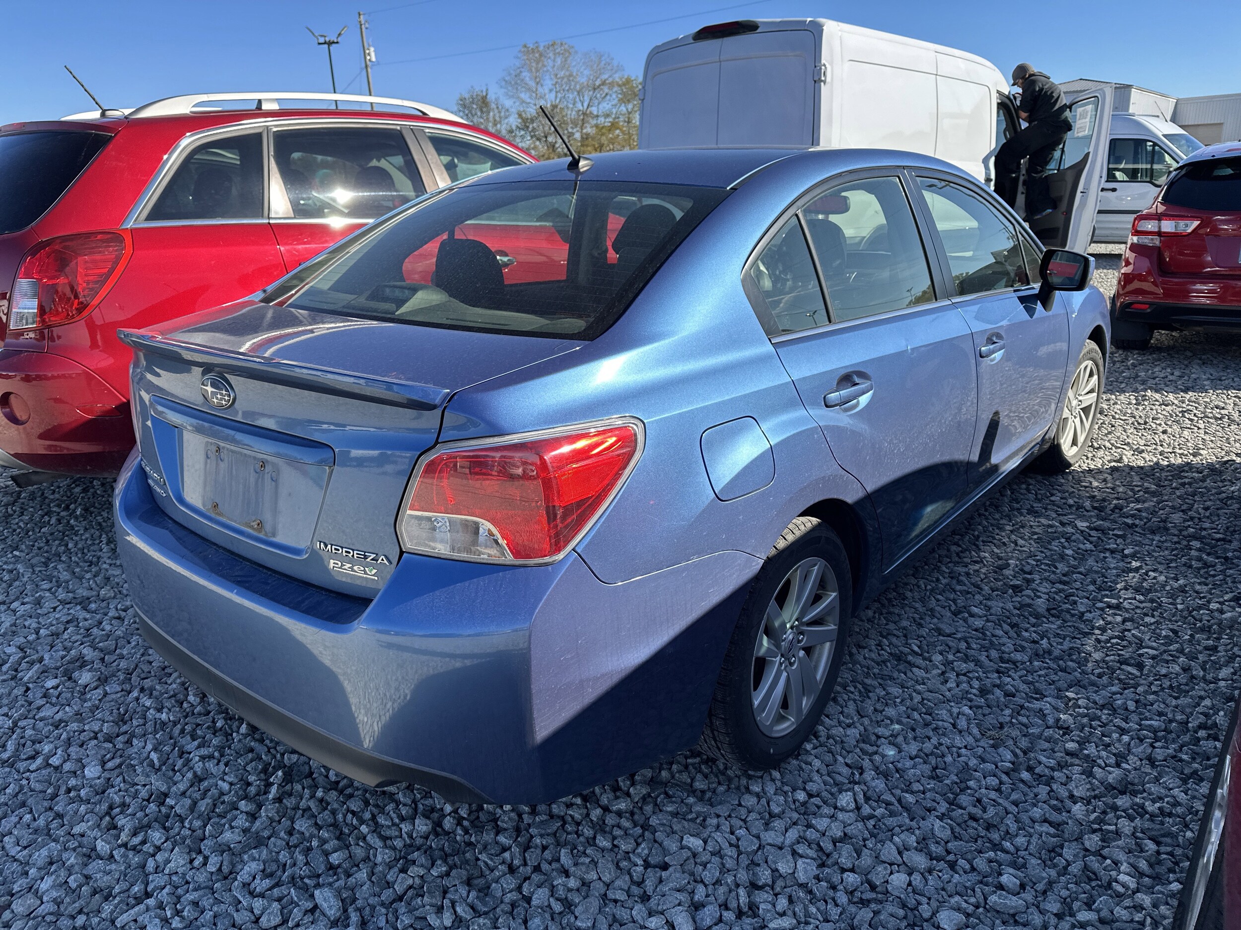 2016 Subaru Impreza Premium photo 2