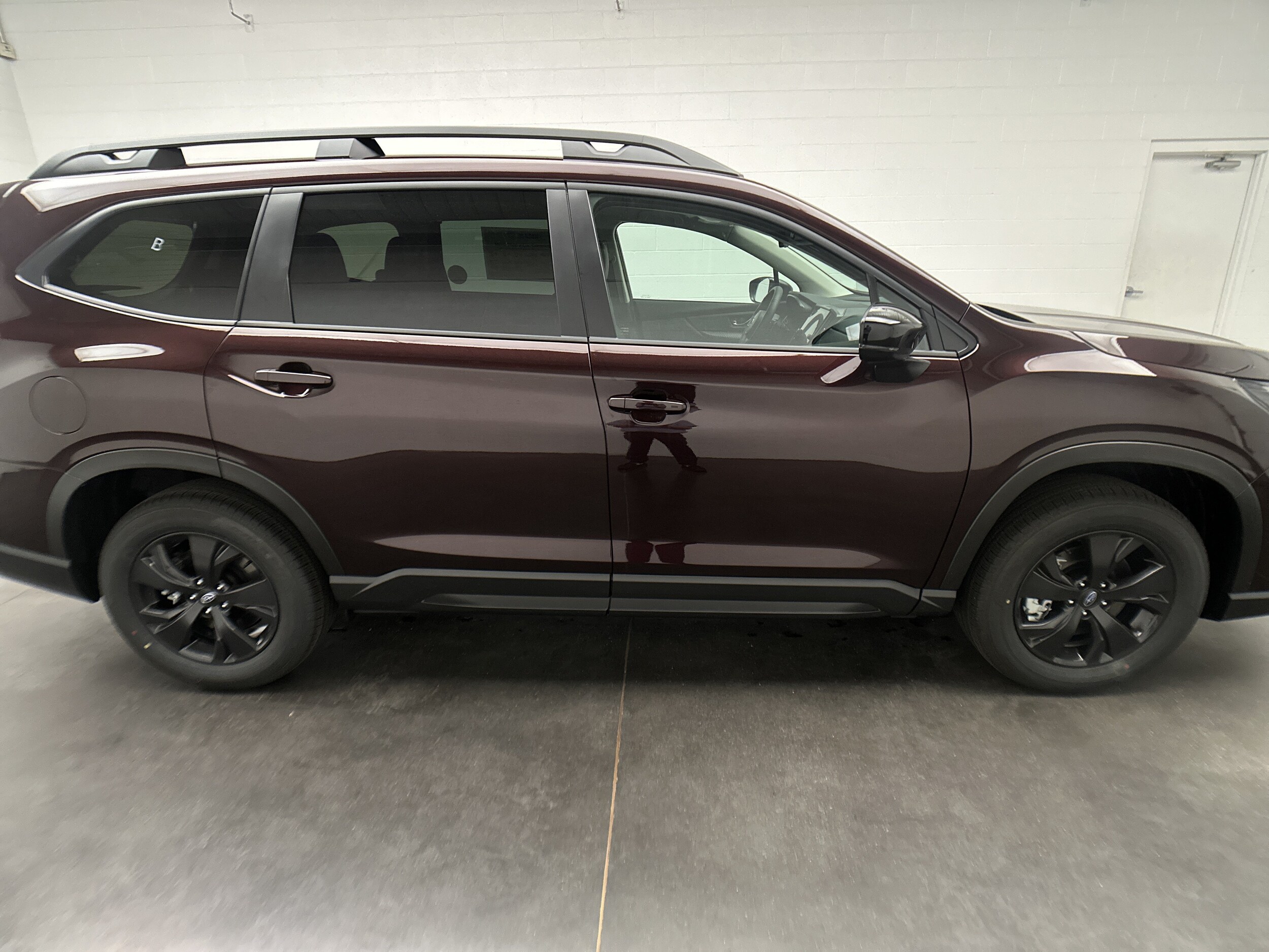 2027 Subaru Ascent Premium - Photo 9