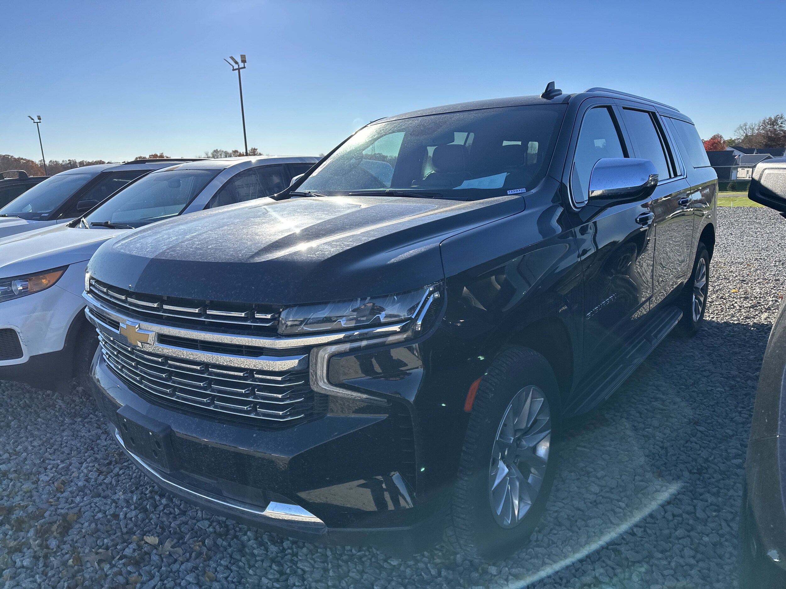 2024 Chevrolet Suburban Premier photo 2