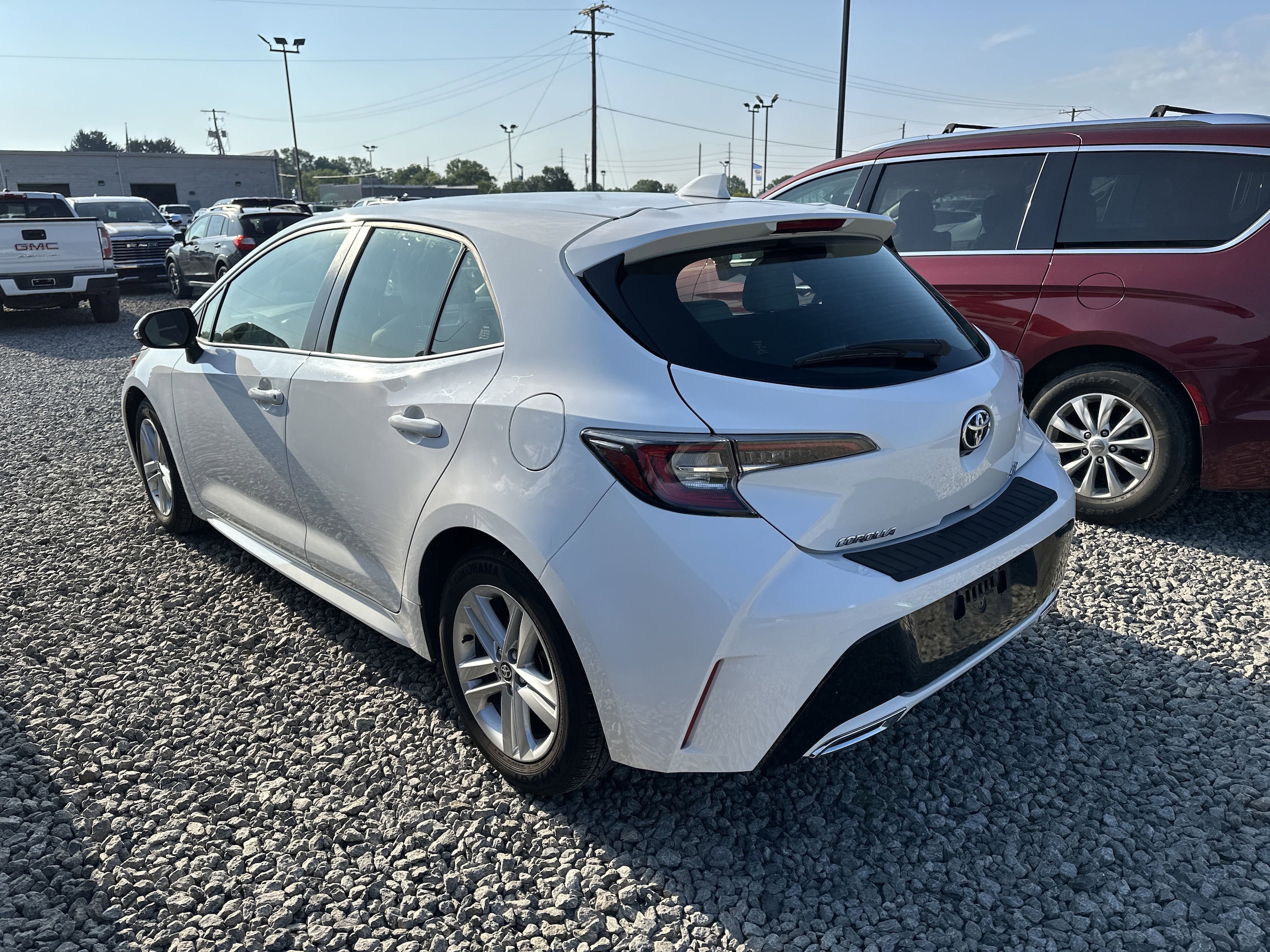 2022 Toyota Corolla SE photo 3