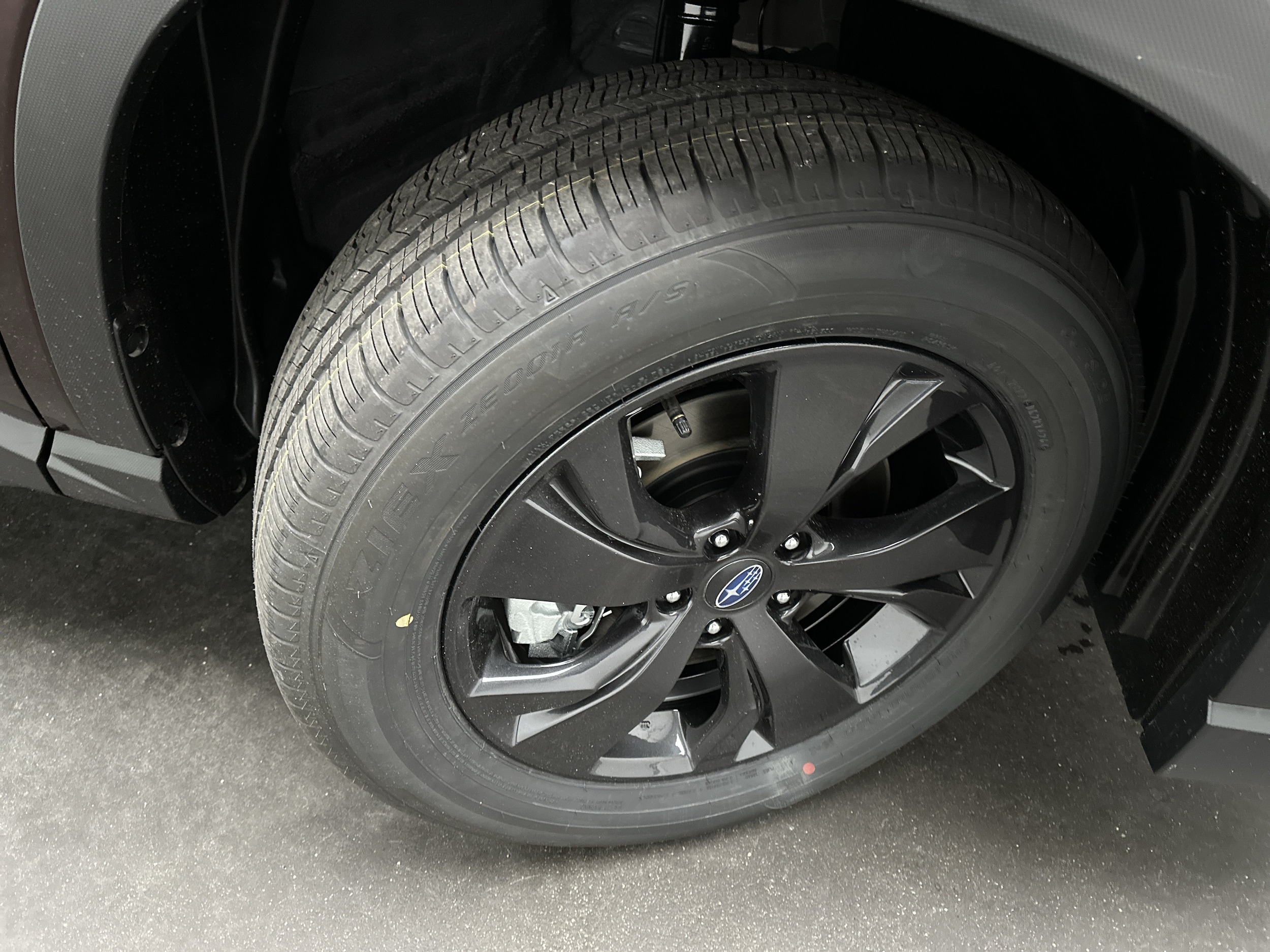 2027 Subaru Ascent Premium - Photo 10