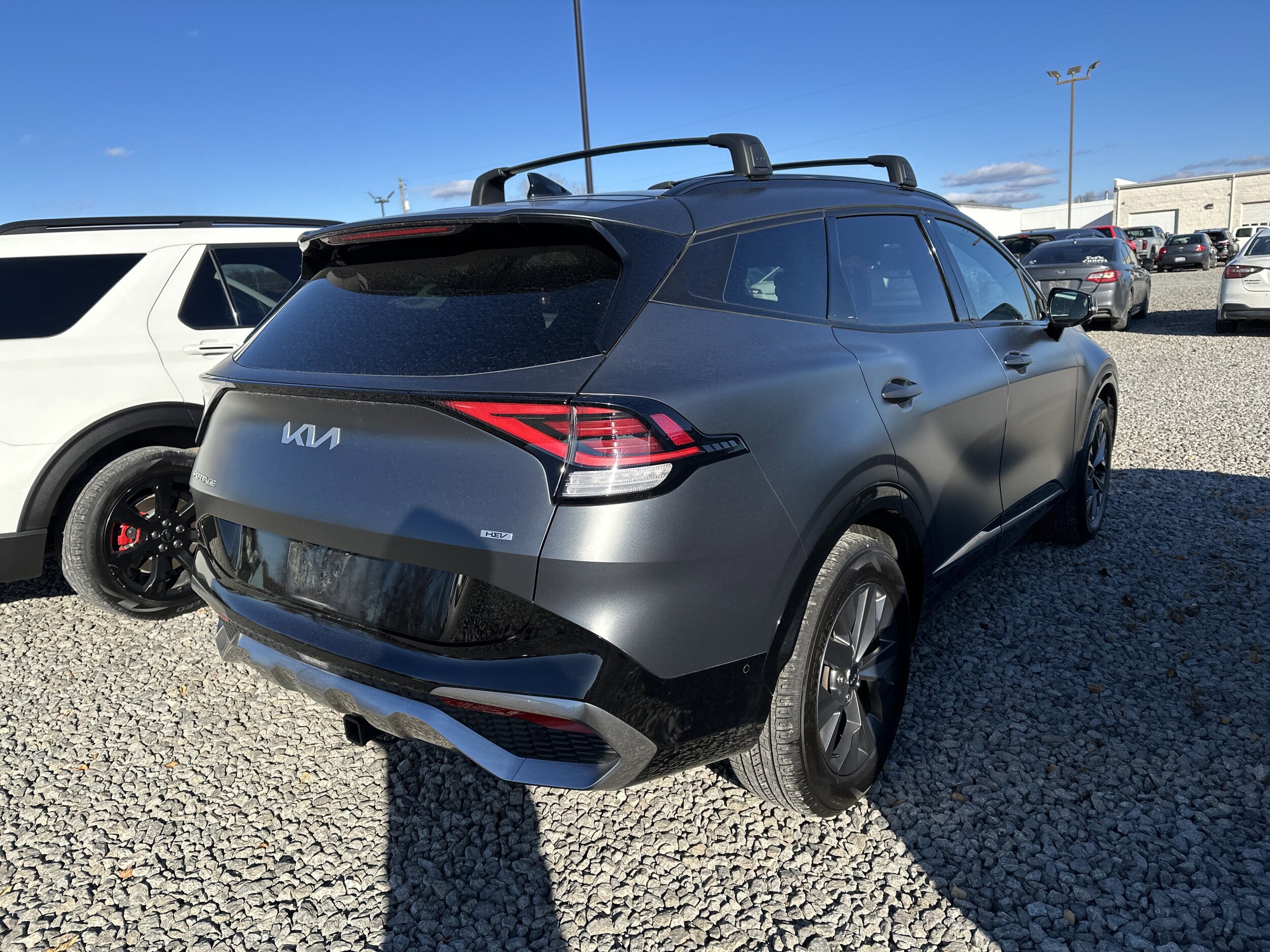2023 Kia Sportage Hybrid photo 2