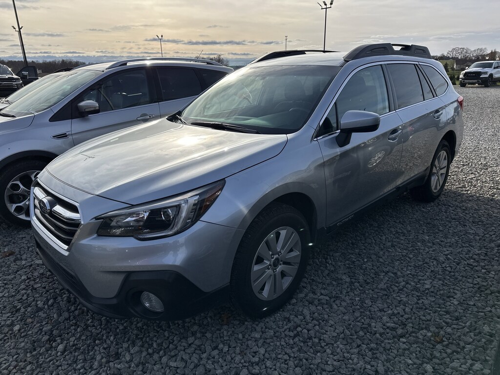 Used 2018 Subaru Outback Premium SUV