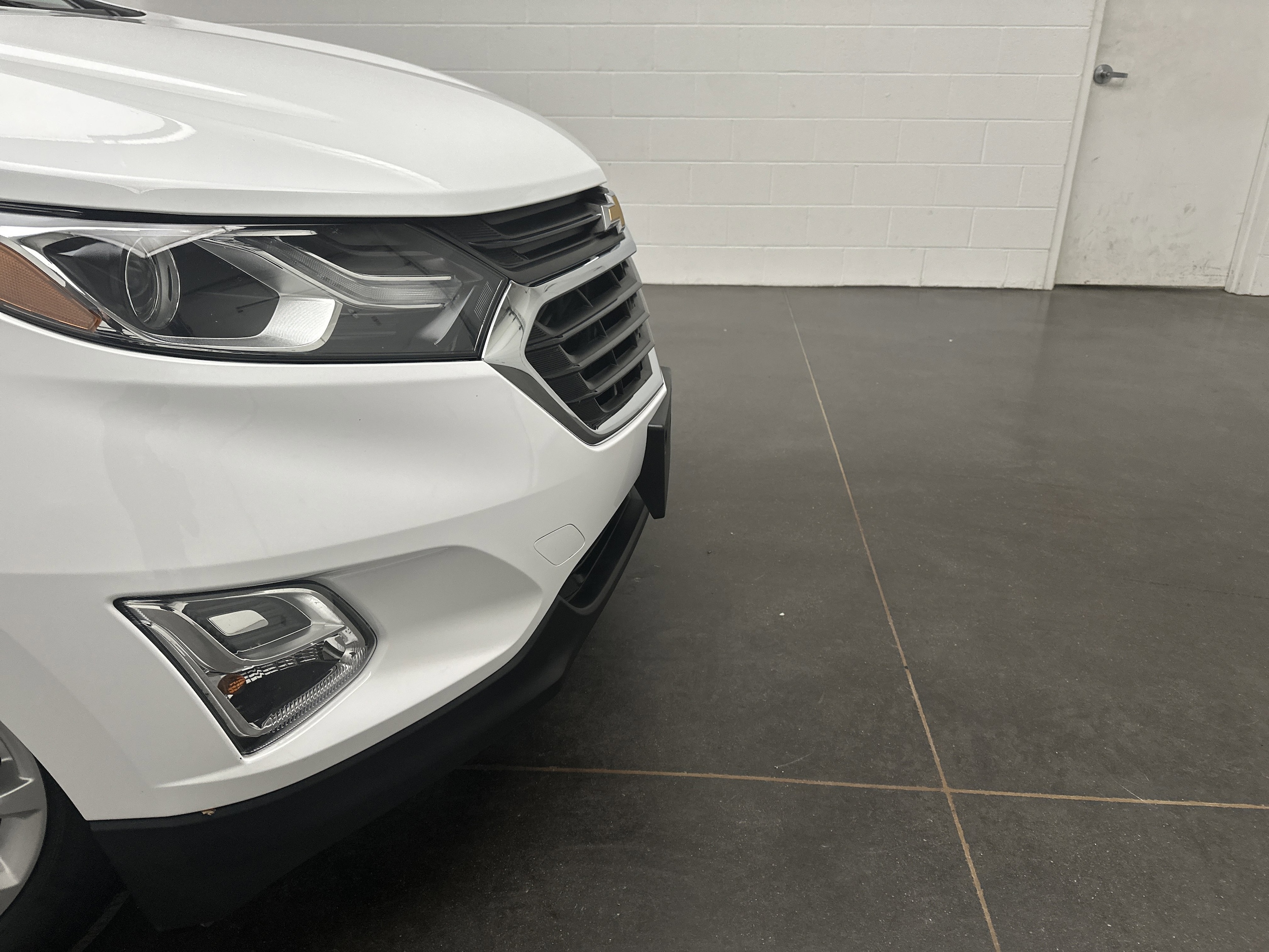 Used 2020 Chevrolet Equinox LS with VIN 3GNAXHEVXLS509522 for sale in Carrollton, OH