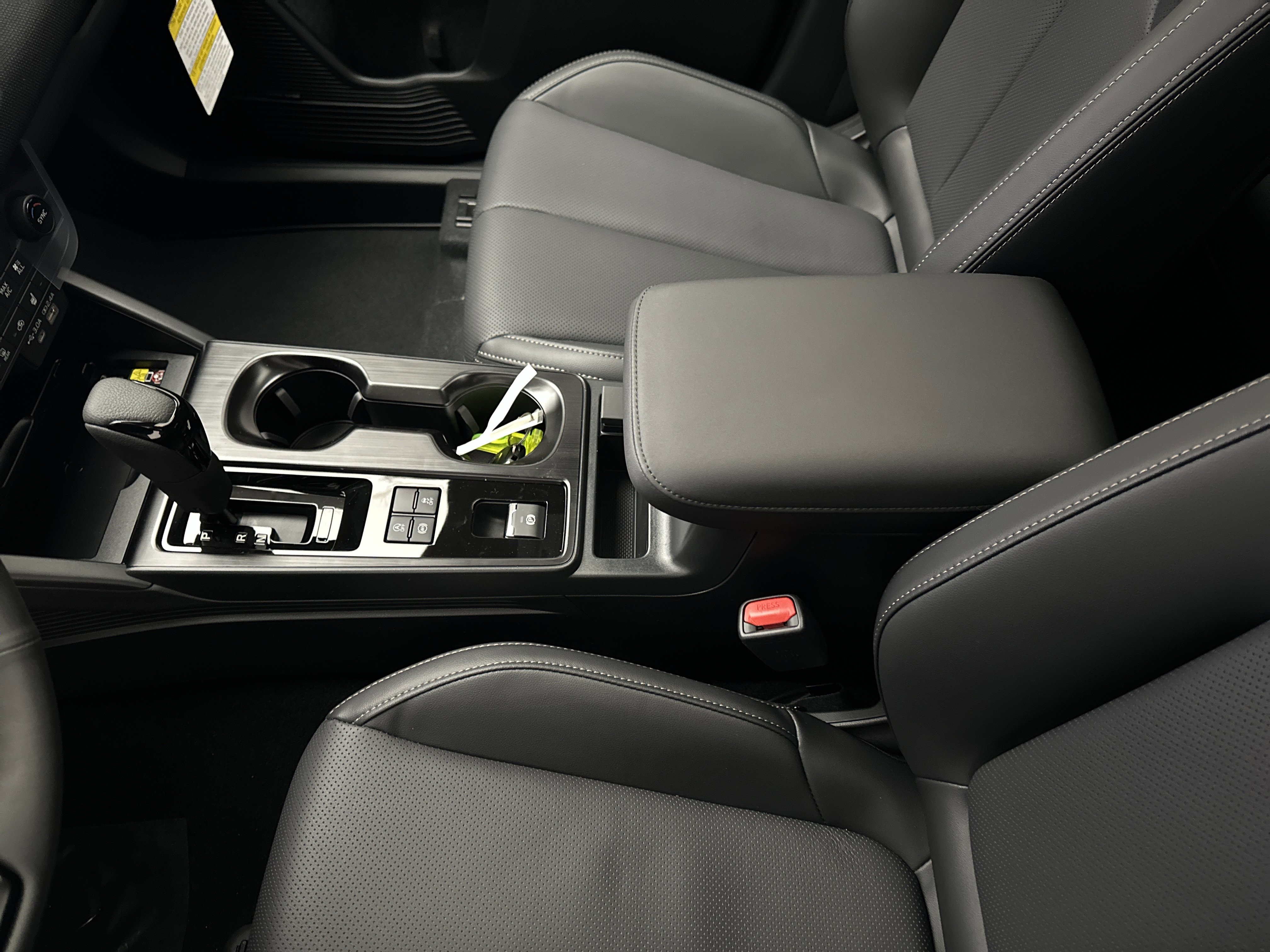 2026 Subaru Outback Limited - Photo 40