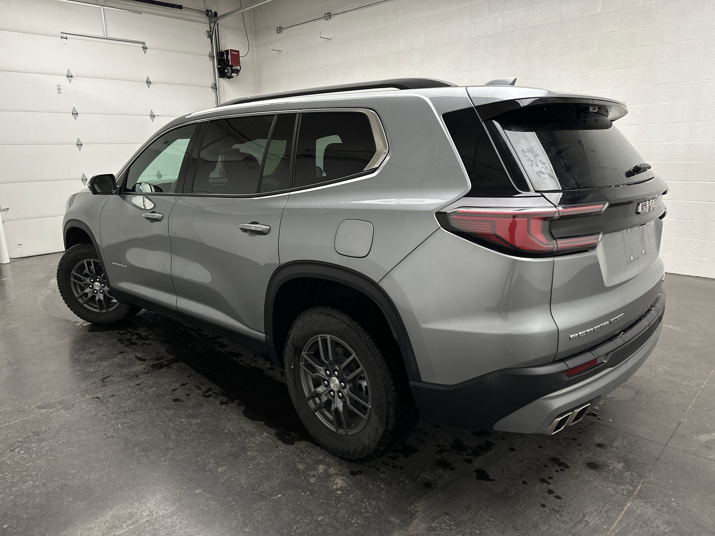 2026 GMC Acadia Elevation - Photo 7